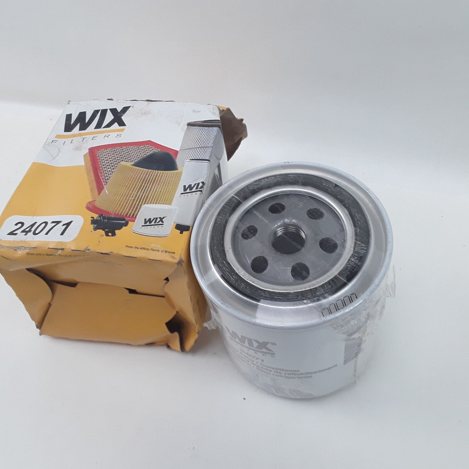 Wix 24071 Engine Coolant Filter-Diesel Fits Freightliner ,Ford ,Peterbilt