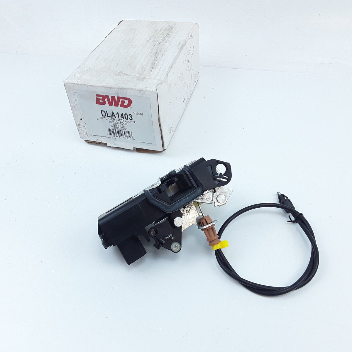 Front Right Power Door Lock Actuator Fits Chevrolet Impala (2006 2007 2008-2011)