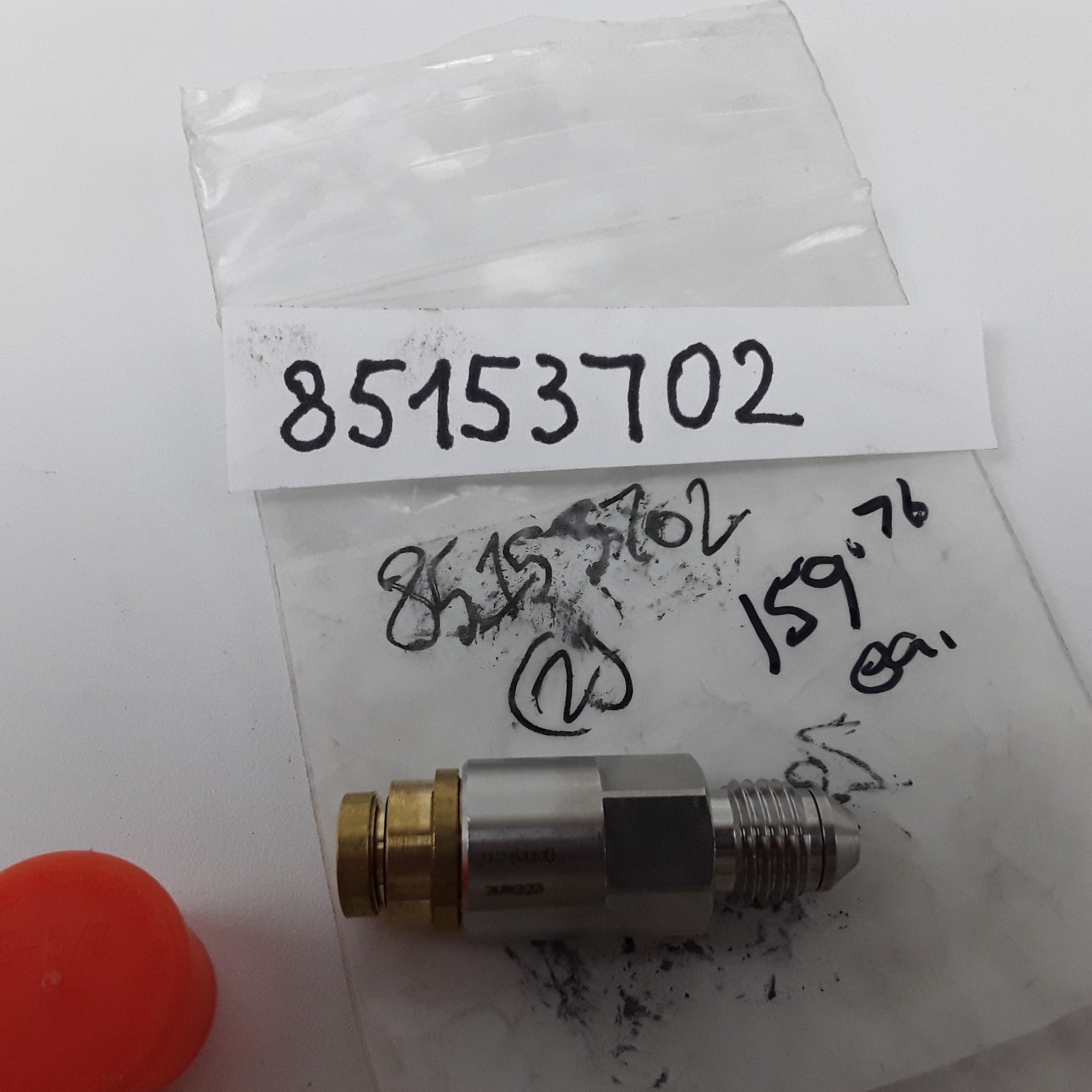Multi Purpose Check Valve 85153702 For Volvo & Mack Heavy-Duty Trucks