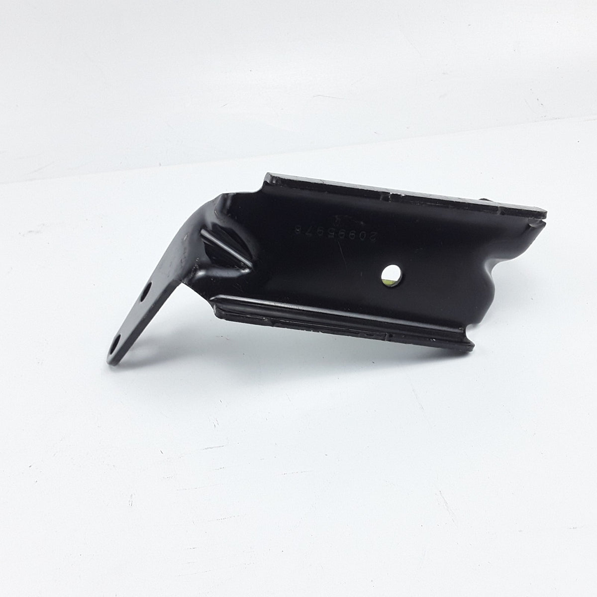 Mack 20995978 Multi-Purpose Bracket Assembly Fits Mack Volvo Trucks