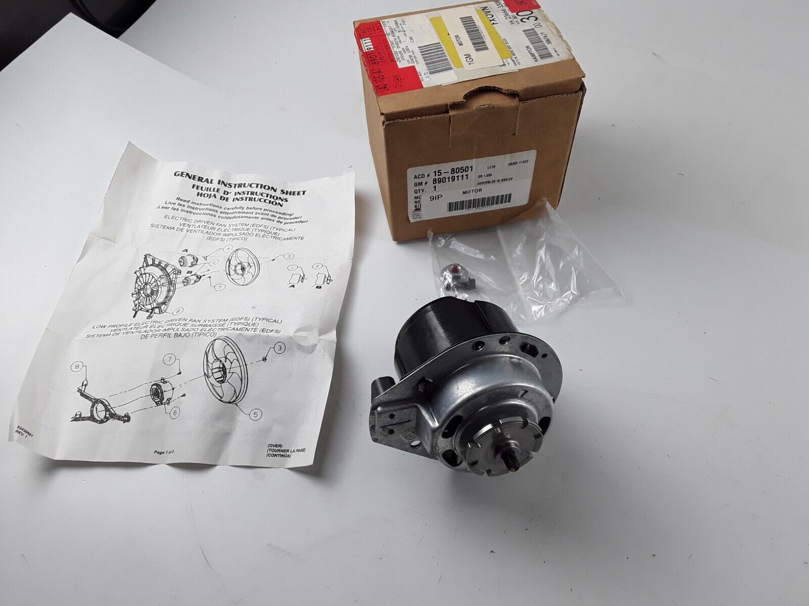Engine Cooling Fan Motor Left FOR Pontiac Grand Prix,Chevrolet Impala 2004-2005 - HotCarParts
