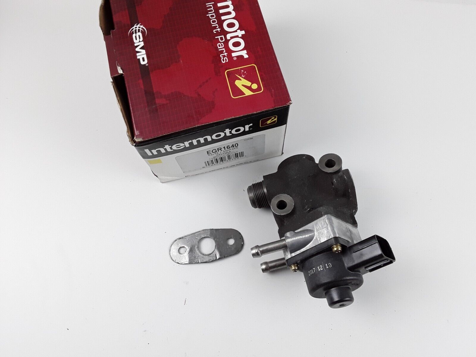 Exhaust Gas Recirculation EGR Valve Fits Nissan Altima Maxima 04-06 ,Quest 04-09 - HotCarParts