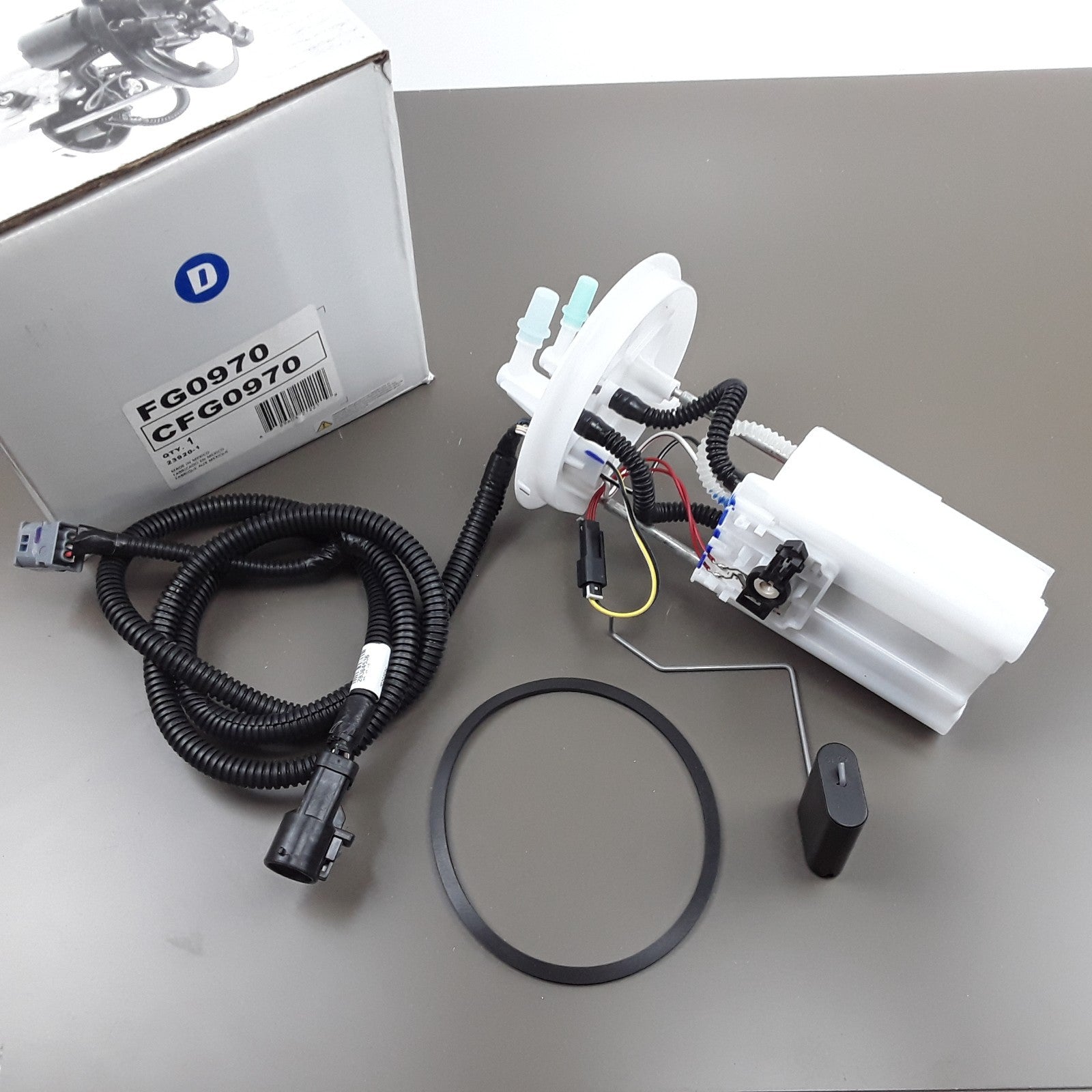 Delphi FG0970 Fuel Pump Module Assembly Fits Ford Windstar (2001 2002 2003)