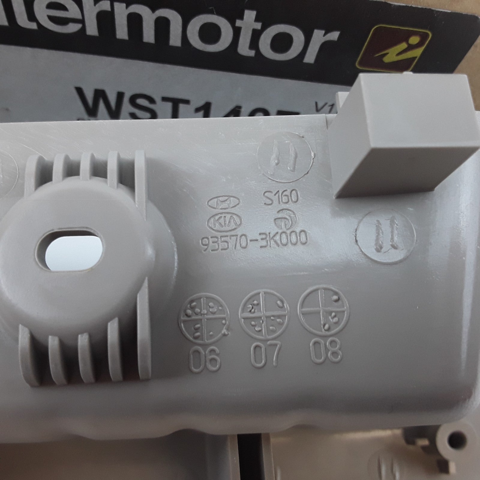 Intermotor WST1407 Power Window Switch Fits Hyundai Sonata (2006 2007 2008)