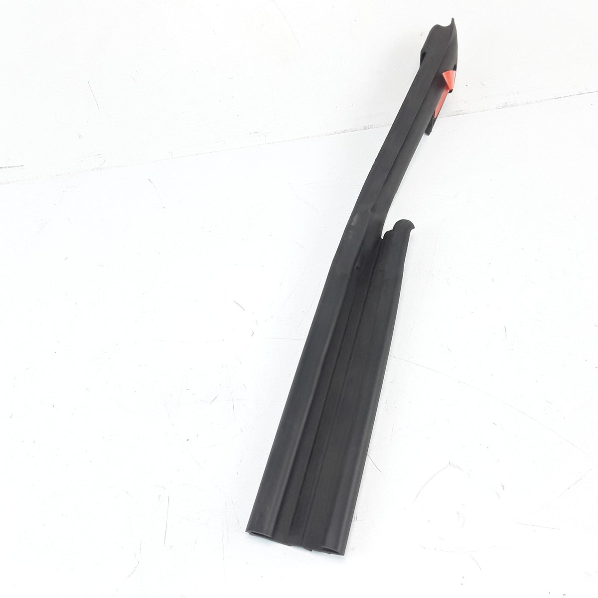 6009607-00-E Right Front Fixed Glass Door Seal For Tesla Model S 2012-2021 OEM