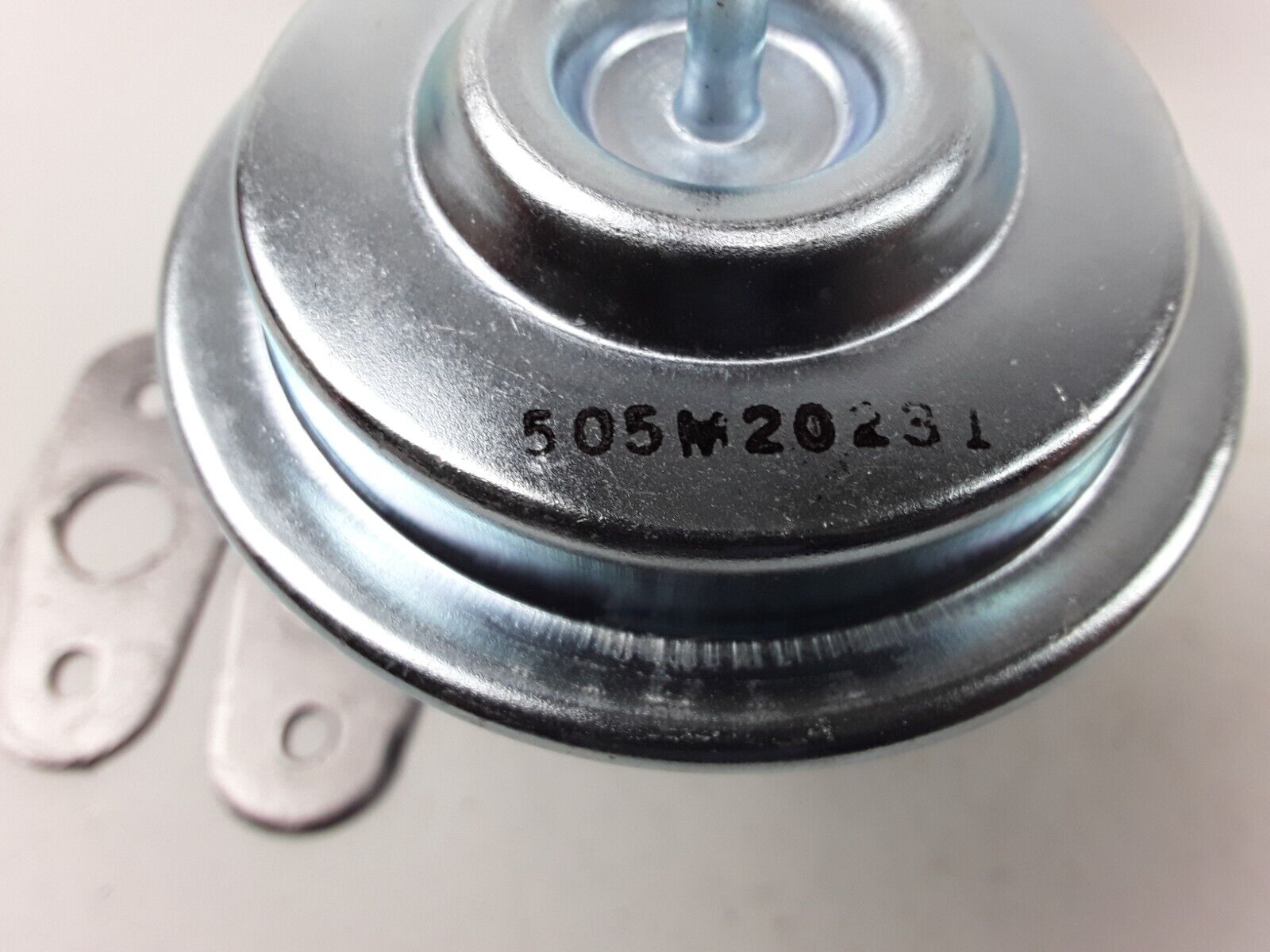 EGR Valve Fits Ford Mercury Sable Taurus 2000 2001 2002 2003 2004 2005 - HotCarParts