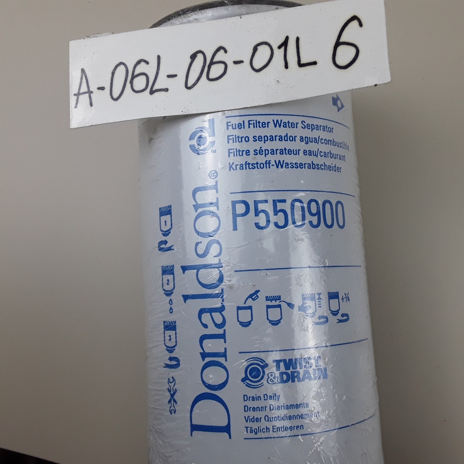 Donaldson P550900 Fuel Filter Water Separator For Western Star, Sterling Truck