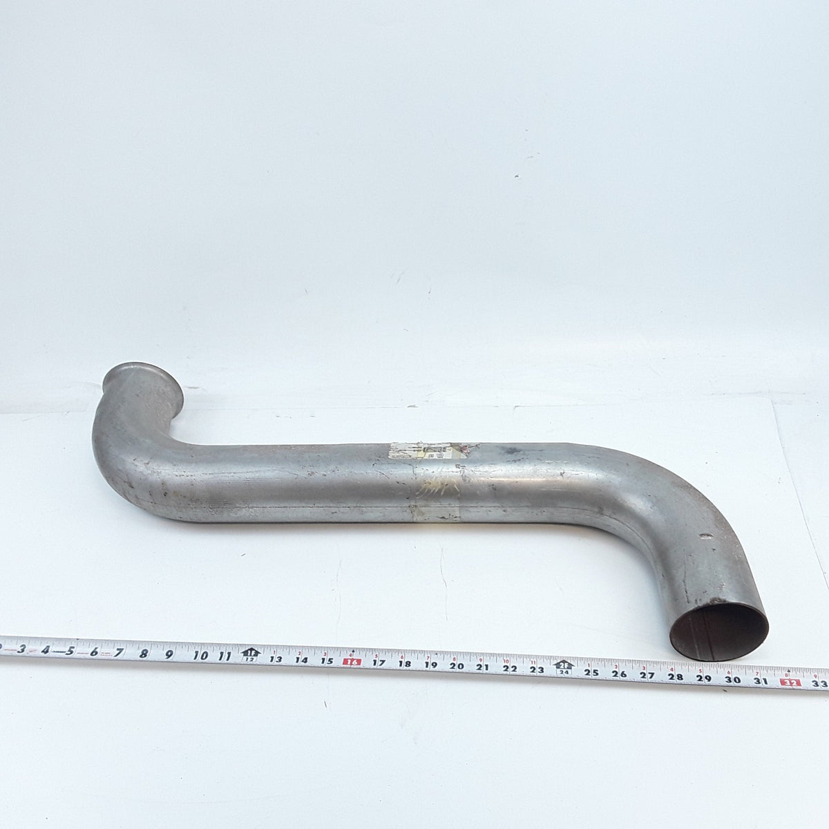 International 2004504C1 Exhaust Pipe Fits International Navistar Trucks