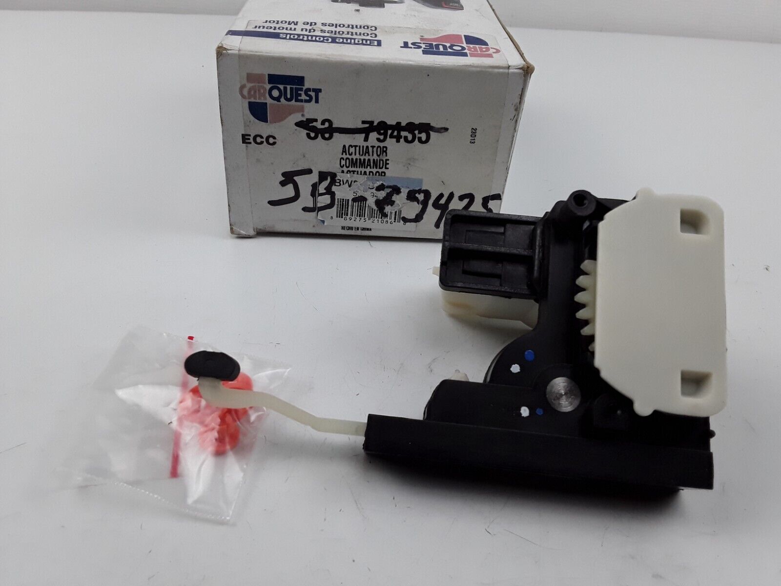 Door Lock Actuator Motor For Chevrolet Silverado 1500 2500 2001 2002 2003 2004 - HotCarParts