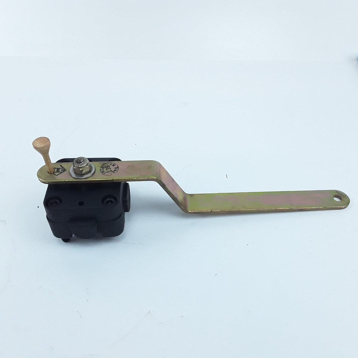 ITP Inland Truck Parts Height Leveling Control Valve Barksdale Fits Peterbilt
