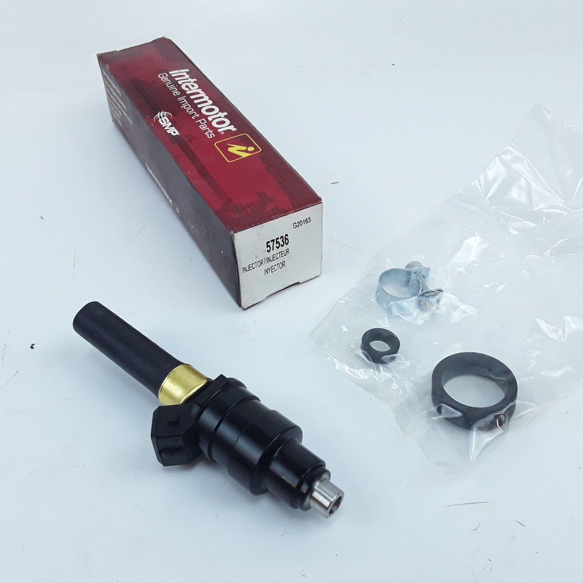 Intermotor 57536 Fuel Injector Assembly Fits Nissan 280ZX (1981 1982 1983) 2.8L