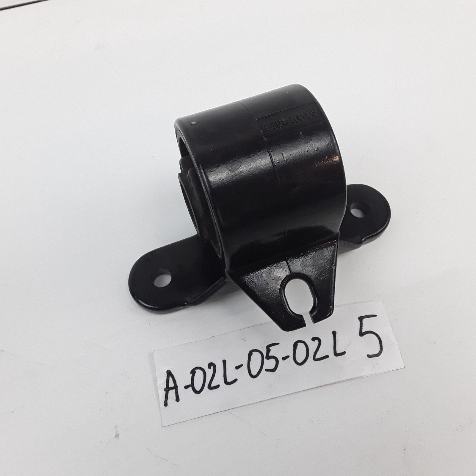 Hood Hinge Bracket Front 25171434 For Mack CXU Pinnacle CNX MR688 TerraPro