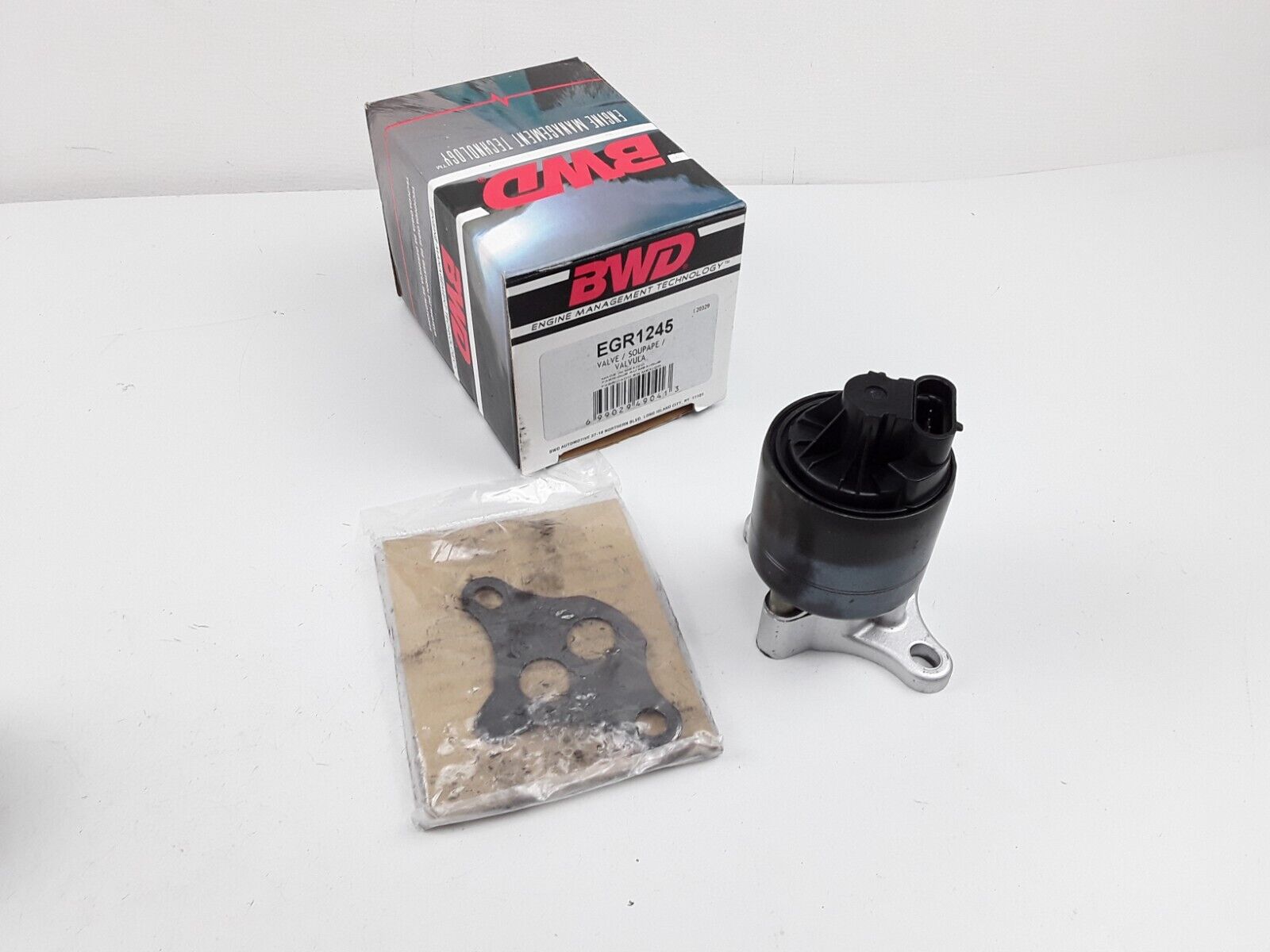 Exhaust Gas Recirculation EGR Valve for Cadillac Chevrolet GMC Oldsmobile 95-00 - HotCarParts