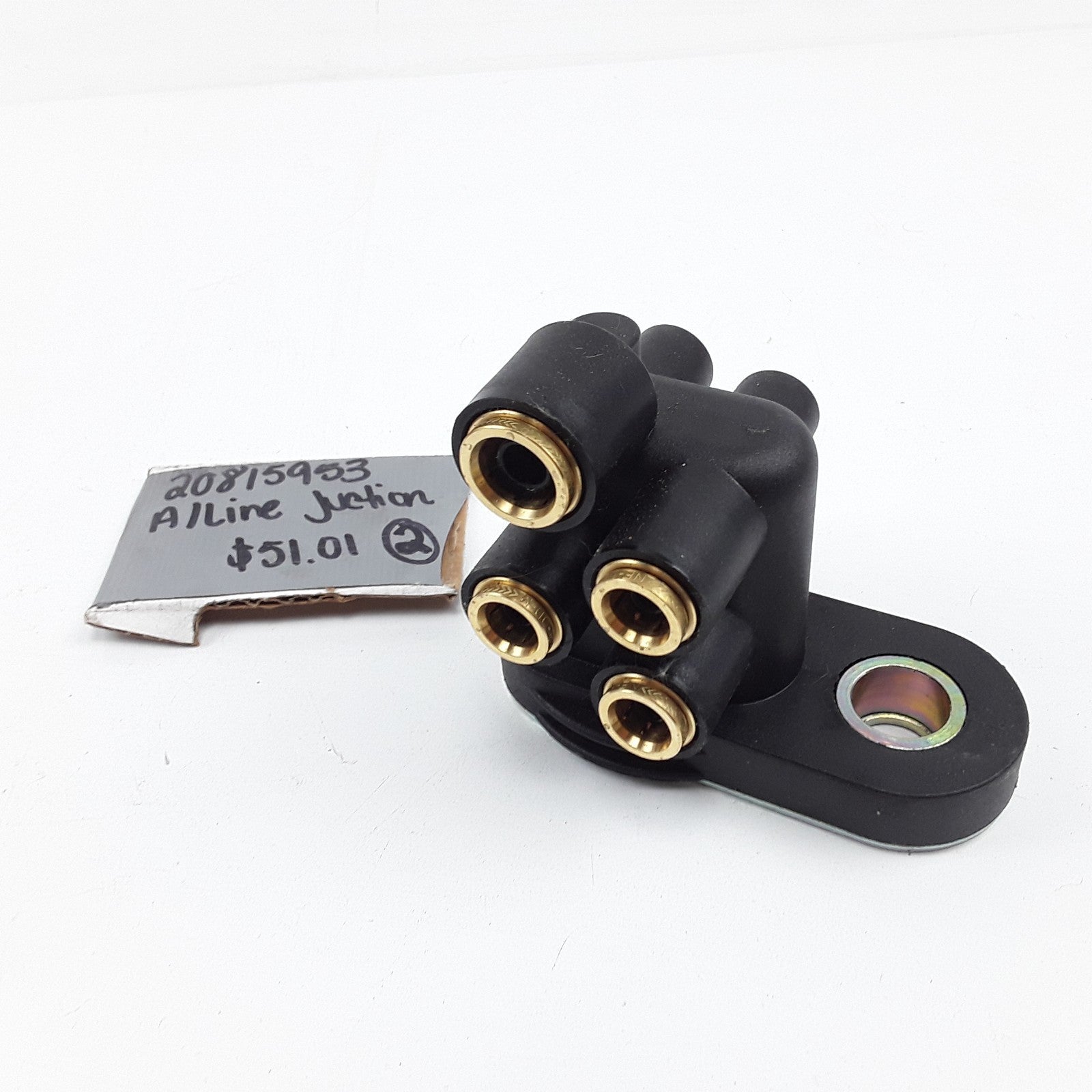 9348990740 Air Brake Pressure Manifold Protection Valve Fits Mack Volvo Trucks