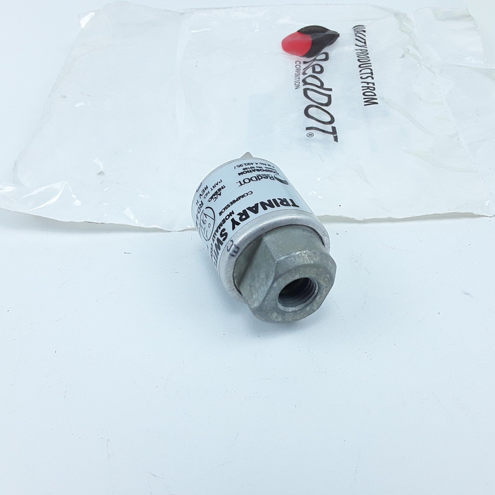 Trinary Pressure Switch Fits Peterbilt Kenworth Freightliner Mack (1973-2003)