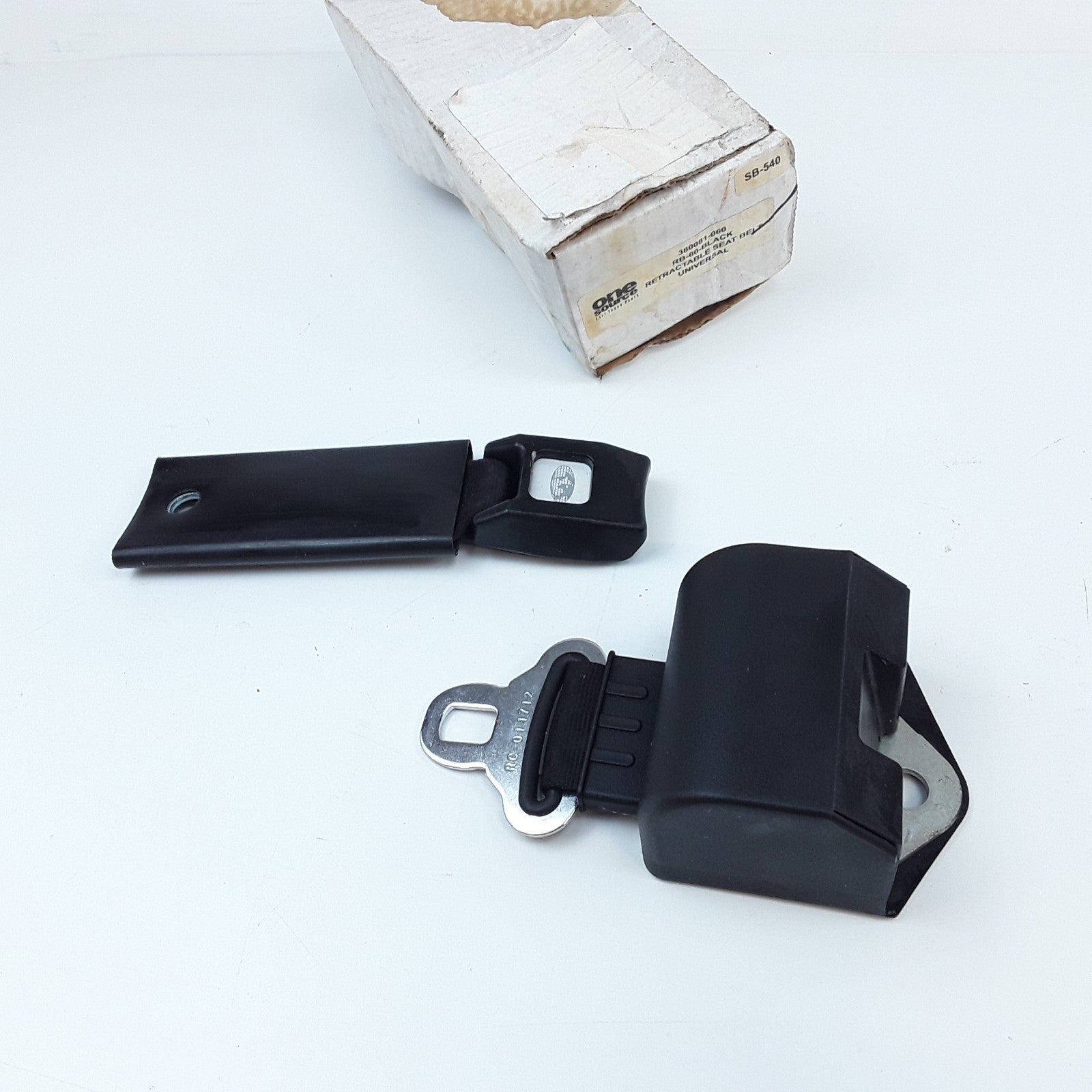 One Source 380081-060 Forklift Retractable Seat Belt 60-Inch Black For Universal