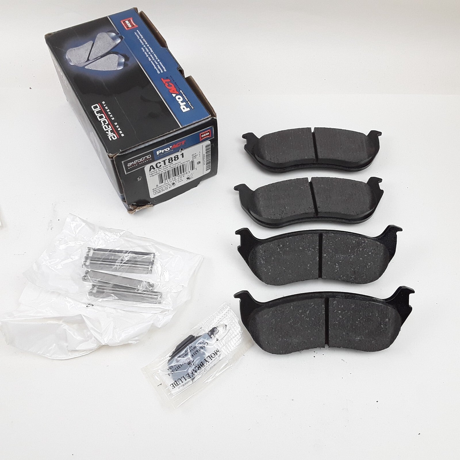 Rear Brake Pads Set For Mercury Mountaineer Ford Explorer 2002 2003 2003 2004 05