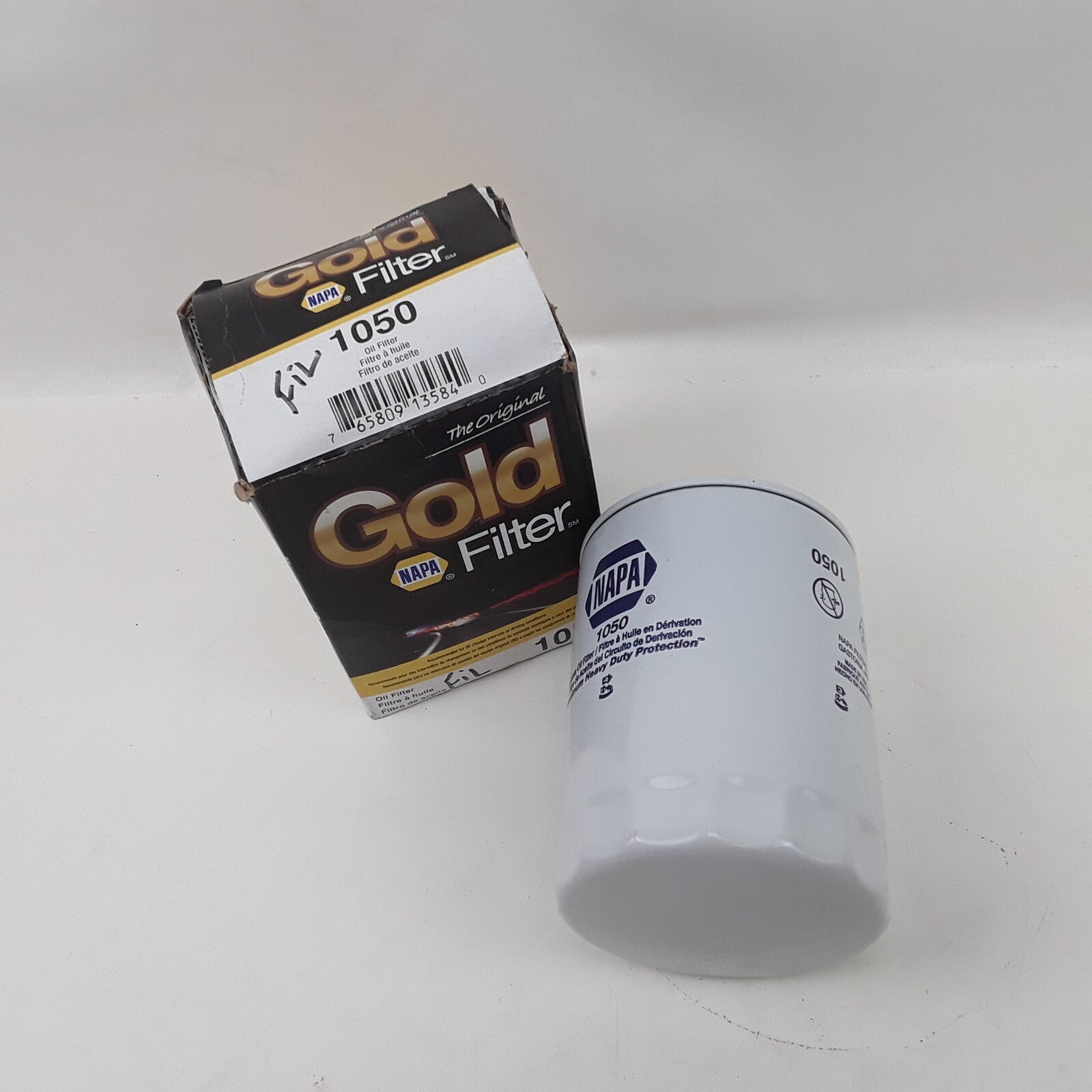 Napa Gold 1050 Oil Filter Cellulose High Performance For Car, Truck, SUV