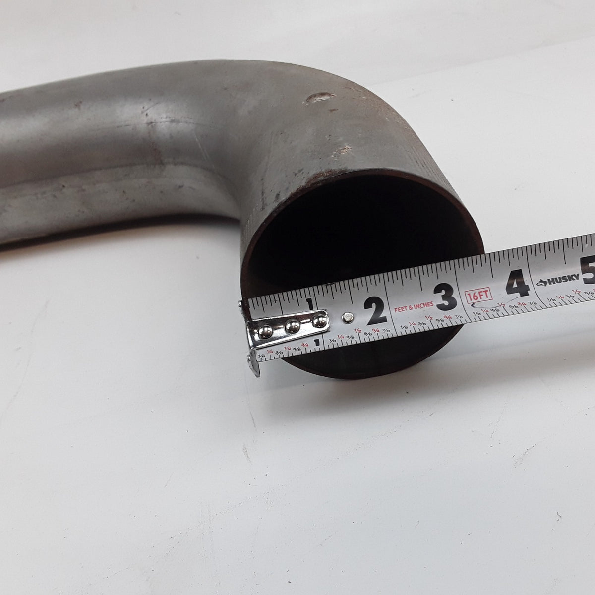 International 2004504C1 Exhaust Pipe Fits International Navistar Trucks