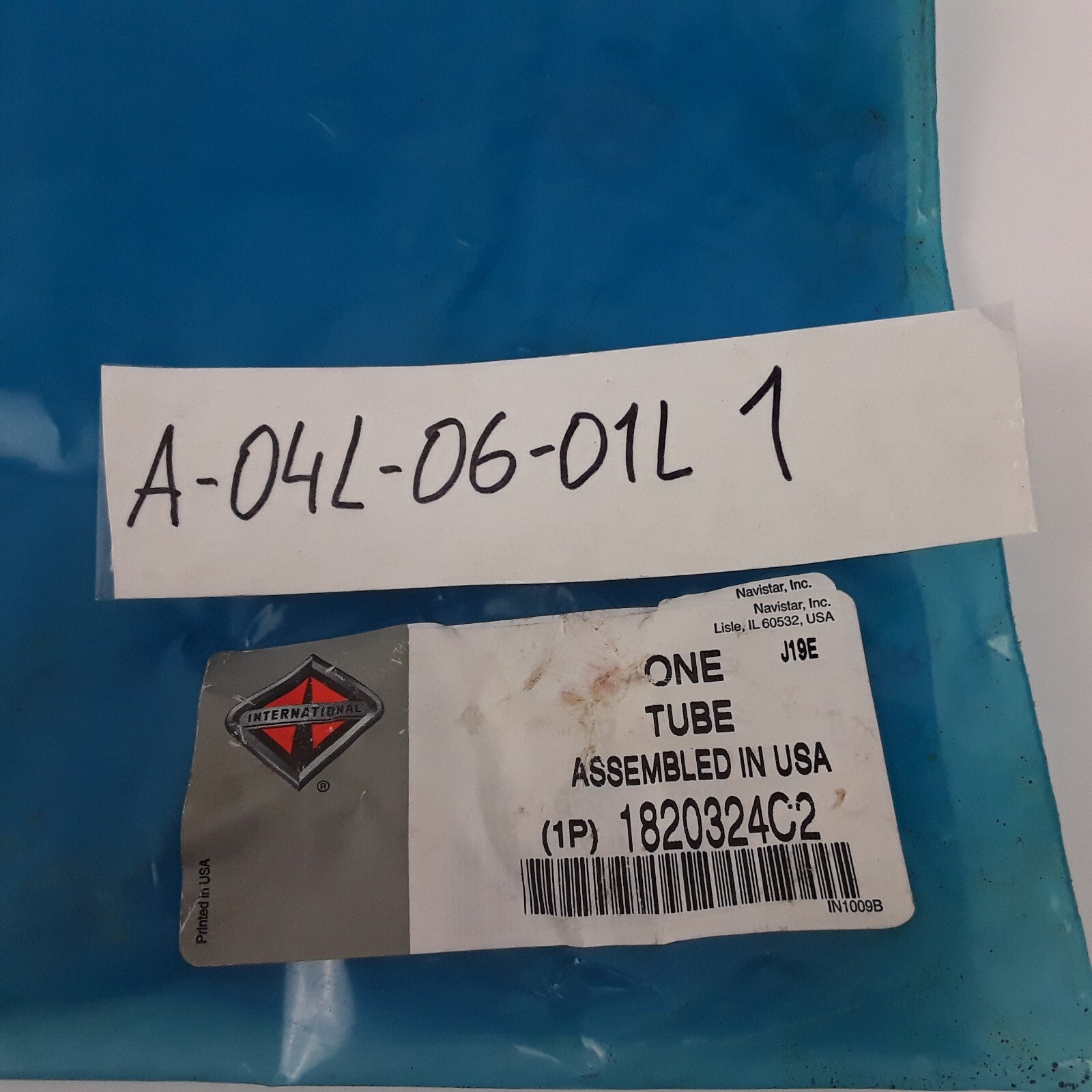Genuine International Navistar 1820324C2 Heavy Duty Truck Tube Fuel Pump Supply