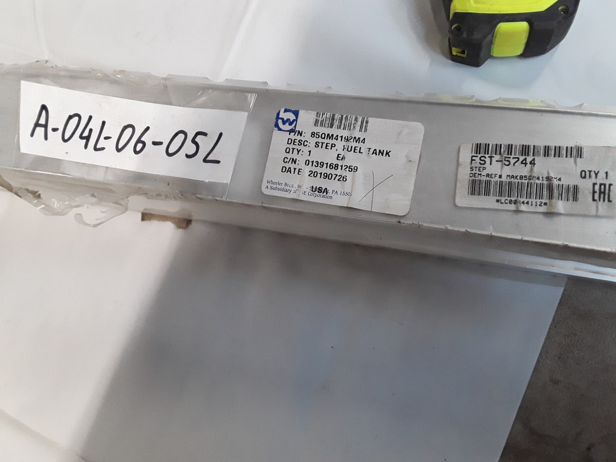 Fuel Tank Step Fits Mack TD700 CXN GU7 MRU CHU LEU CXU CXP GU8 CV (2005-2011)