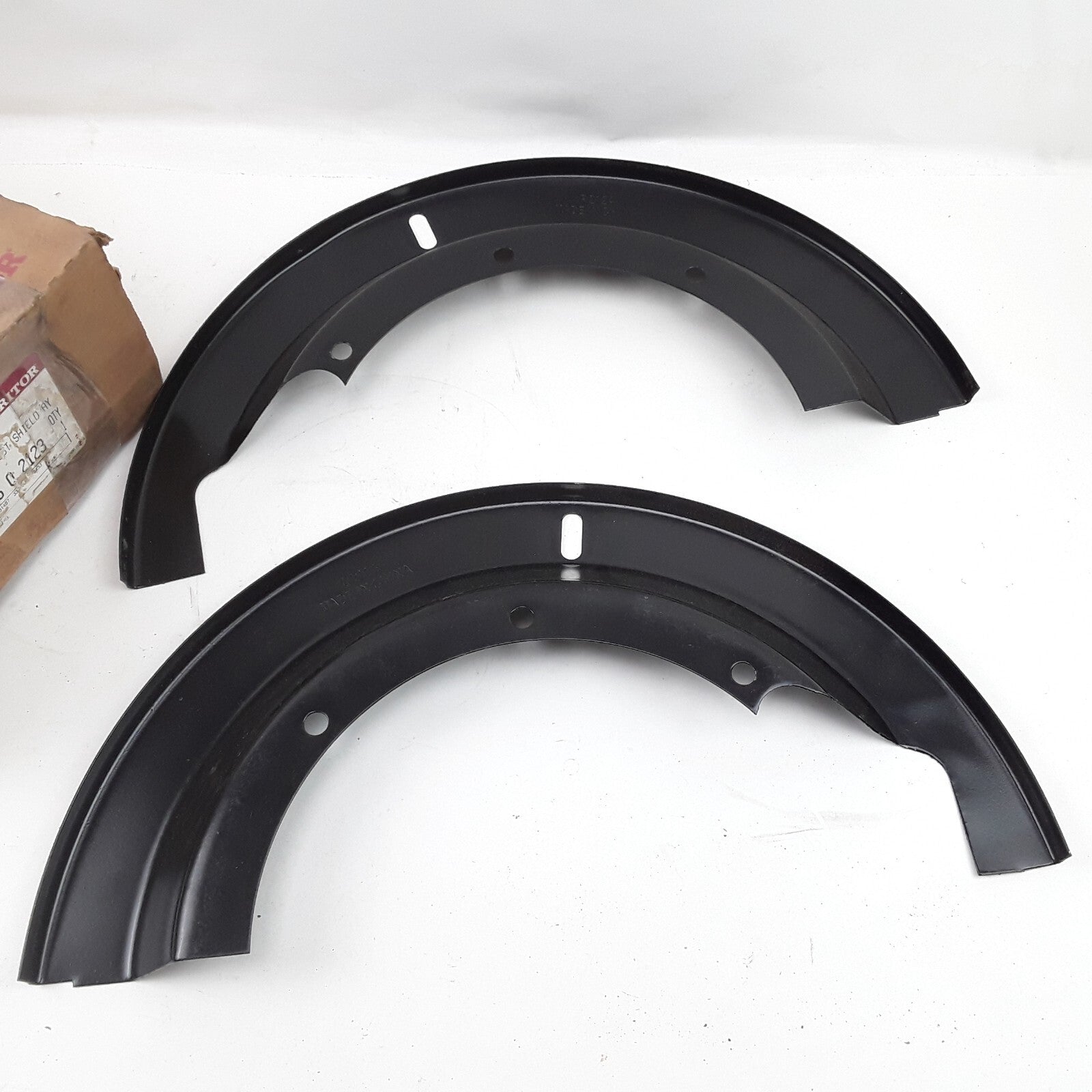Meritor Genuine A1 3236Q2123 Hydraulic Brake Dust Shield Assembly Outer 18in