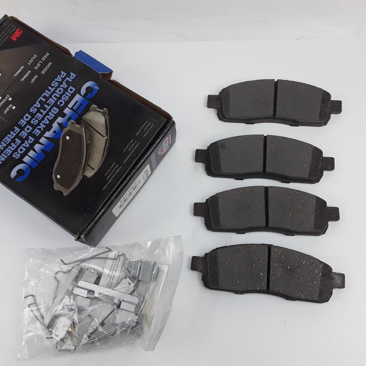 Ceramic Disc Brake Pads Fits Ford F-150 Heritage F-150 Lincoln Mark LT 2004-2009