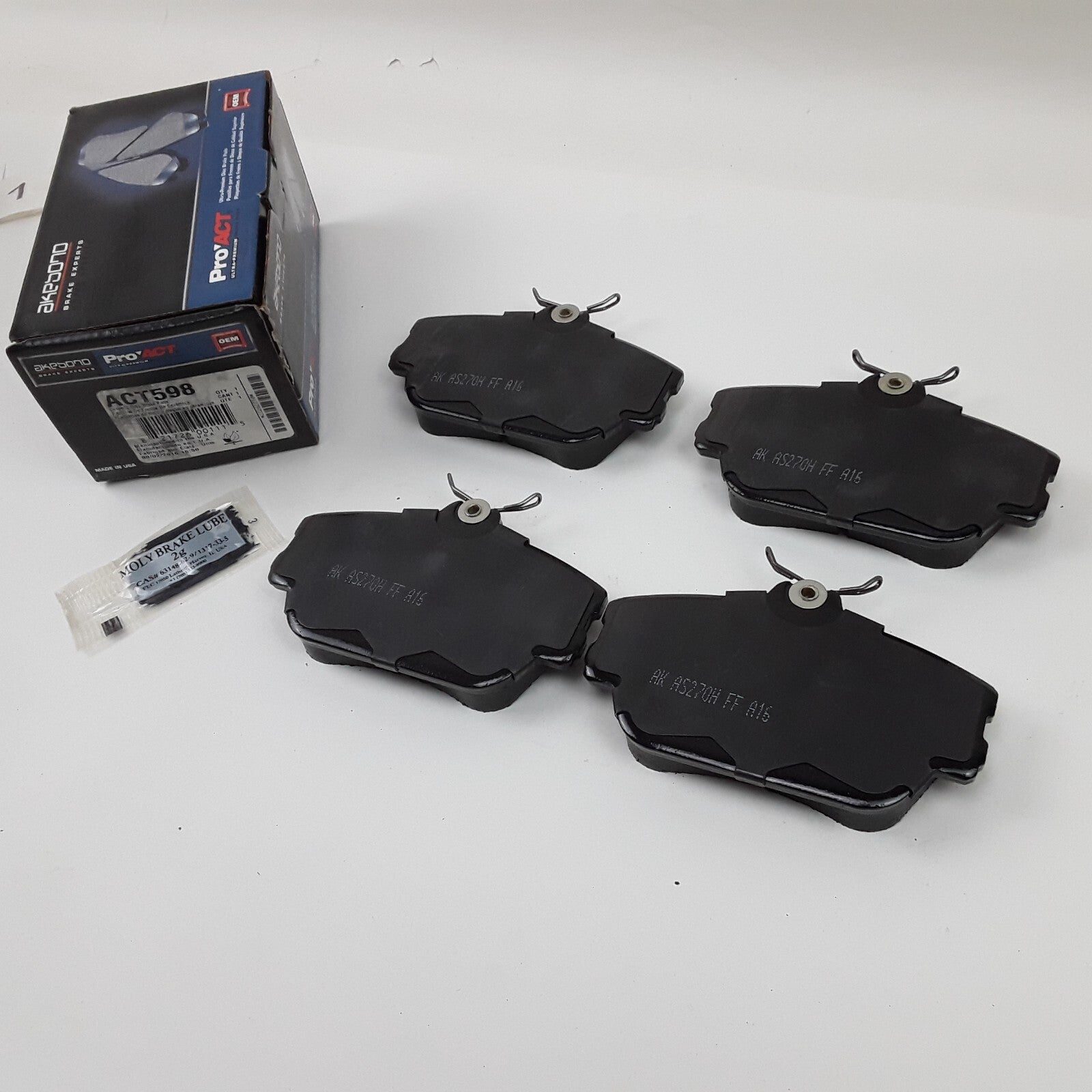 Front Ceramic Disc Brake Pads Fits Ford Lincoln Mercury 1993-2007