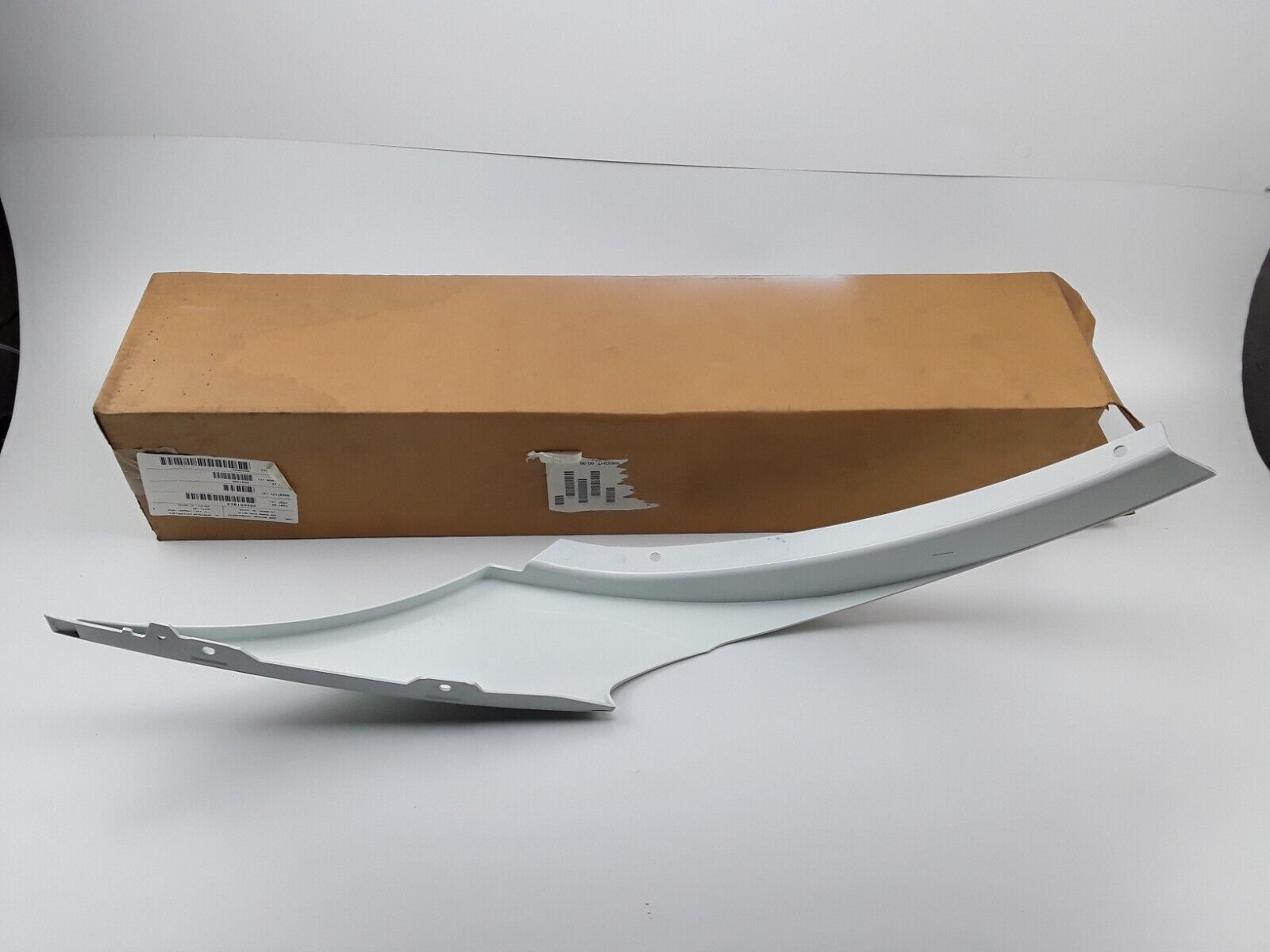 OEM INTERNATIONAL 4100 4200 4300 RIGHT FRT FORWARD HEADLIGHT FILLER PANEL 02-18 - HotCarParts