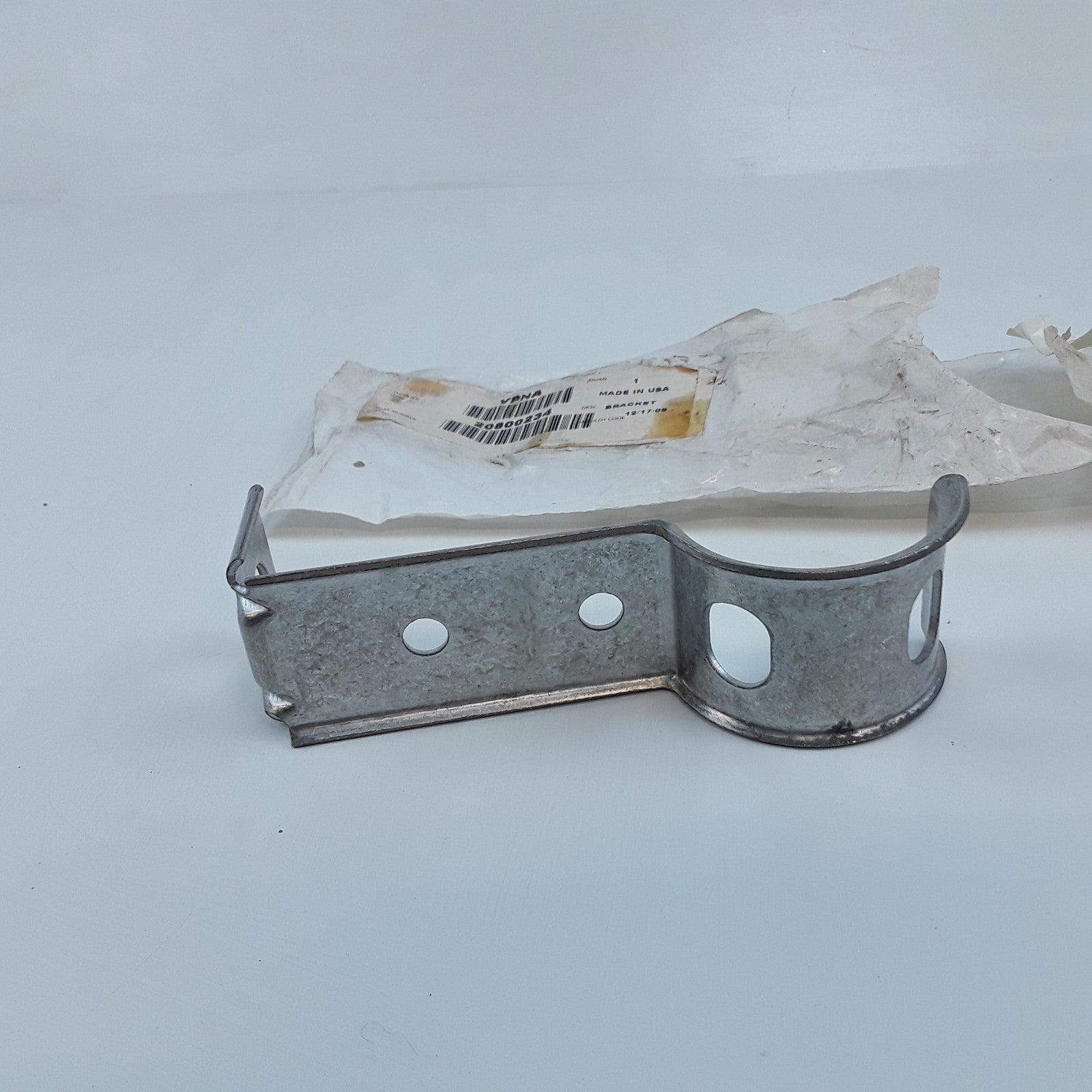 Fender Support Bracket Front Left Side 20800234 Fits 2018-2024 Volvo VNL 760