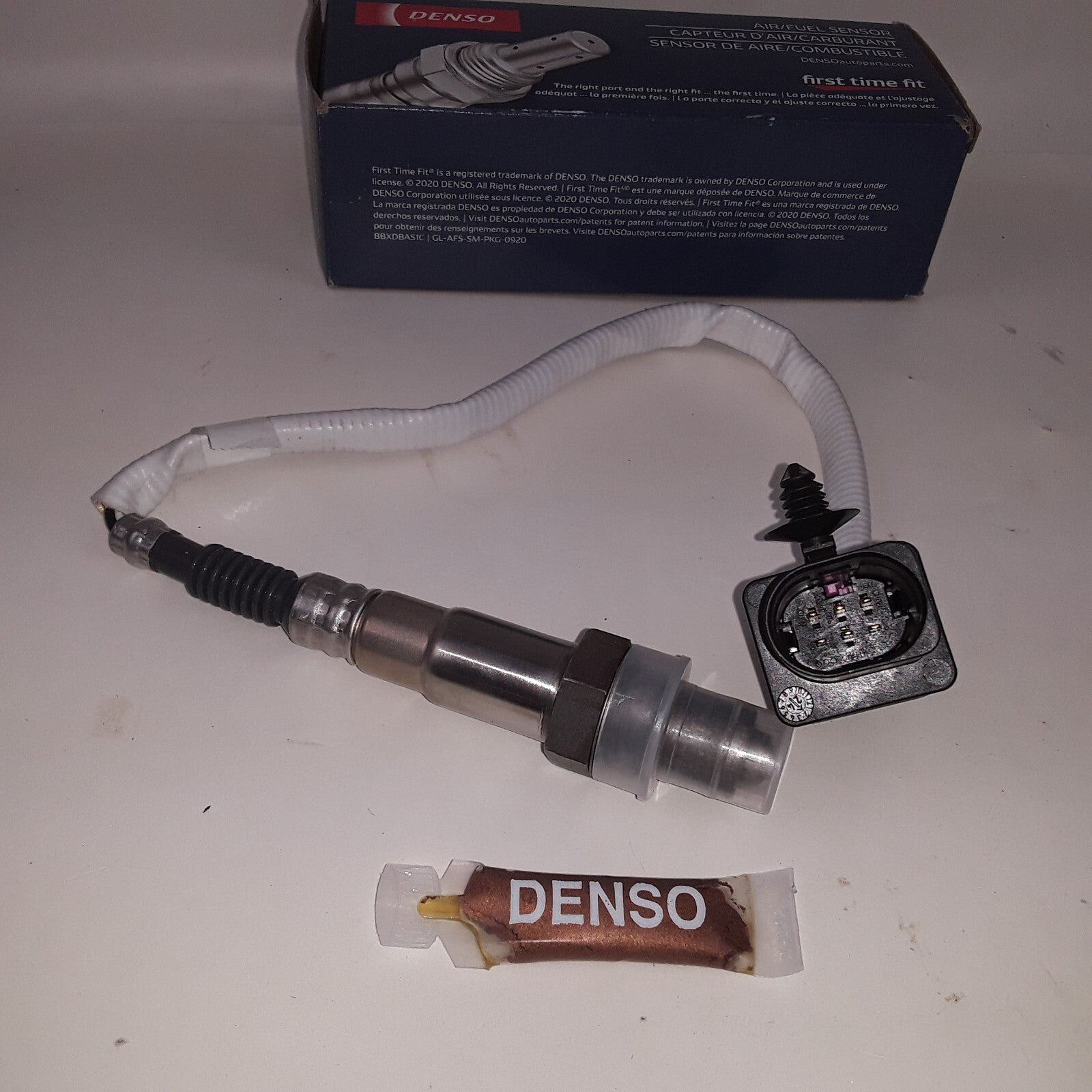 Air / Fuel Ratio Sensor Fits Ford E-150 2010 2011 2012 2014 Lincoln MKS 2010
