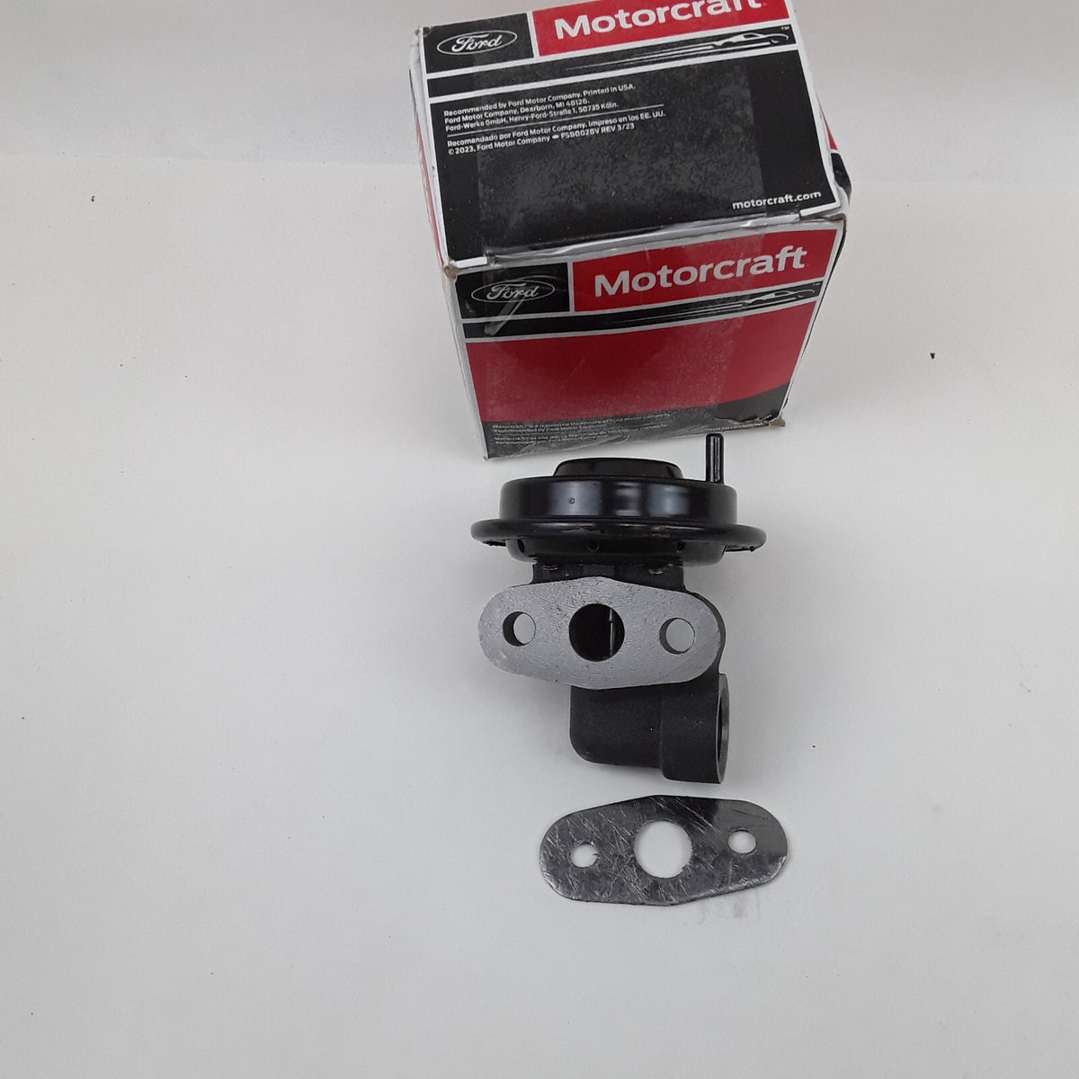 Motorcraft Exhaust Gas Recirculation Valve Fits Mercury Lincoln Ford (1996-2004)
