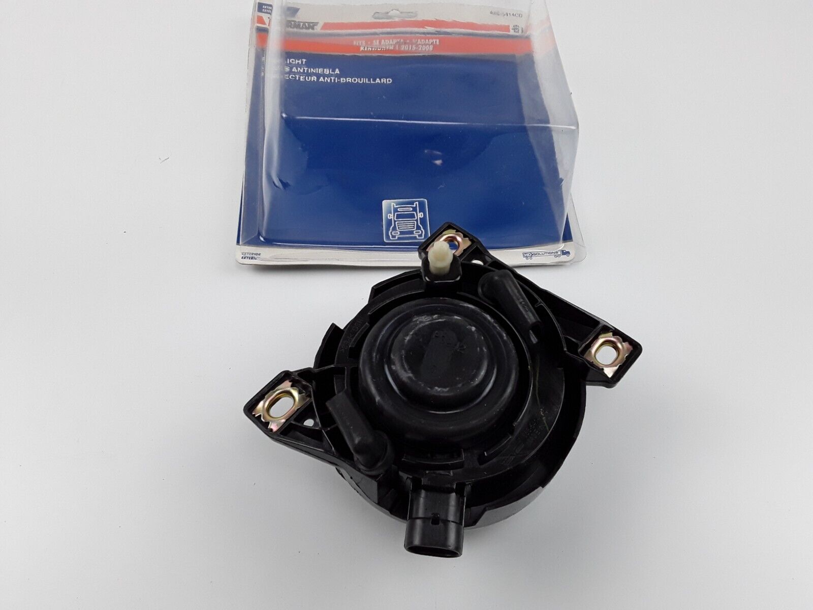 Fog Light For Peterbilt 579 587 T660 2011 2012 2013 2014 2015 2016 2017 2018 19 - HotCarParts