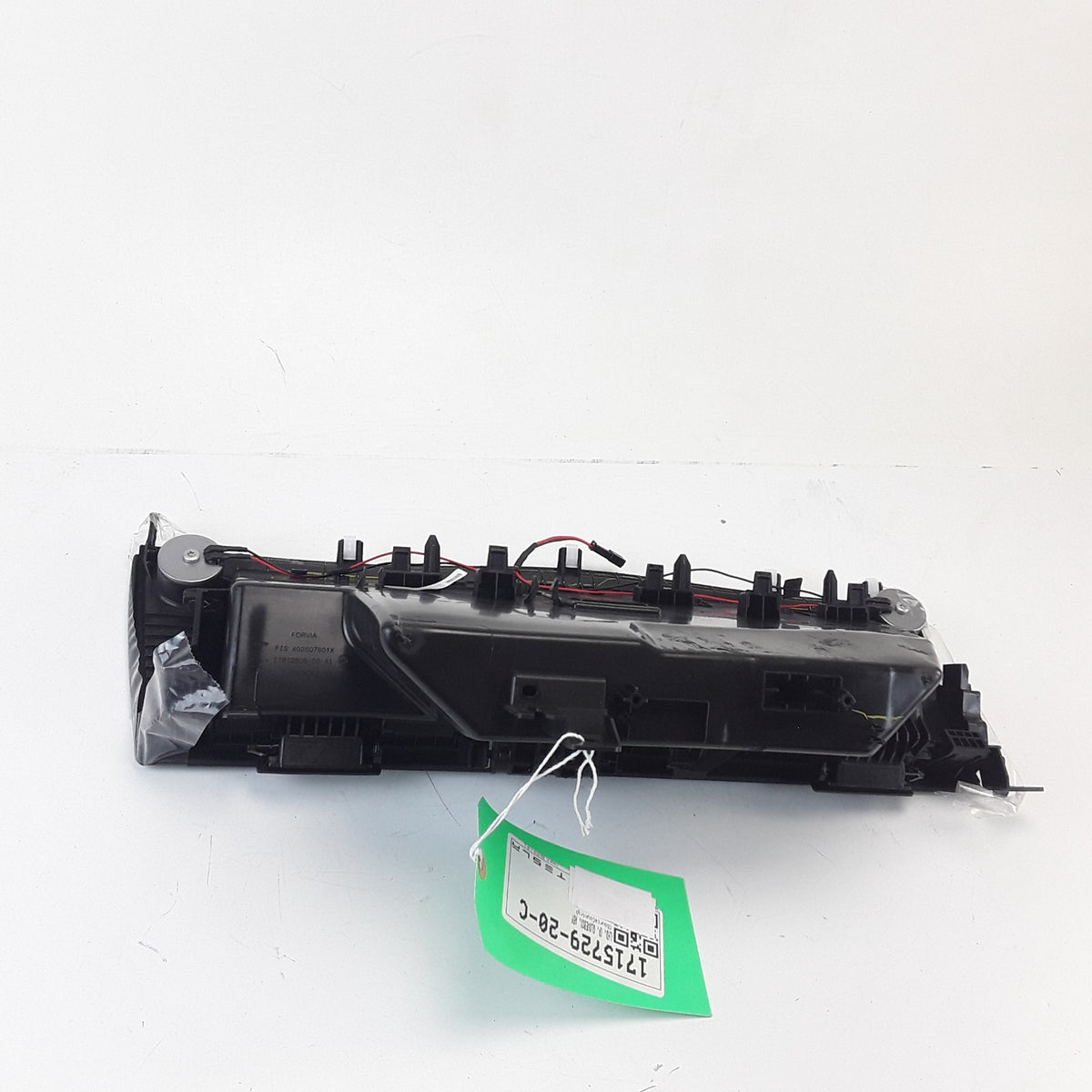For Tesla Model 3 2024-2026 Instrument Panel Glovebox Assembly OEM 1715729-20-C