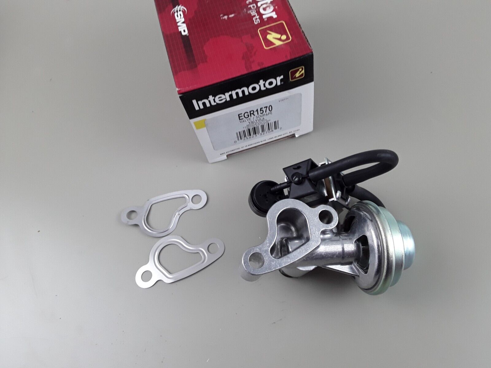 Exhaust Gas Recirculation (EGR) Valve Fits Mercedes-Benz, Chrysler Crossfire - HotCarParts