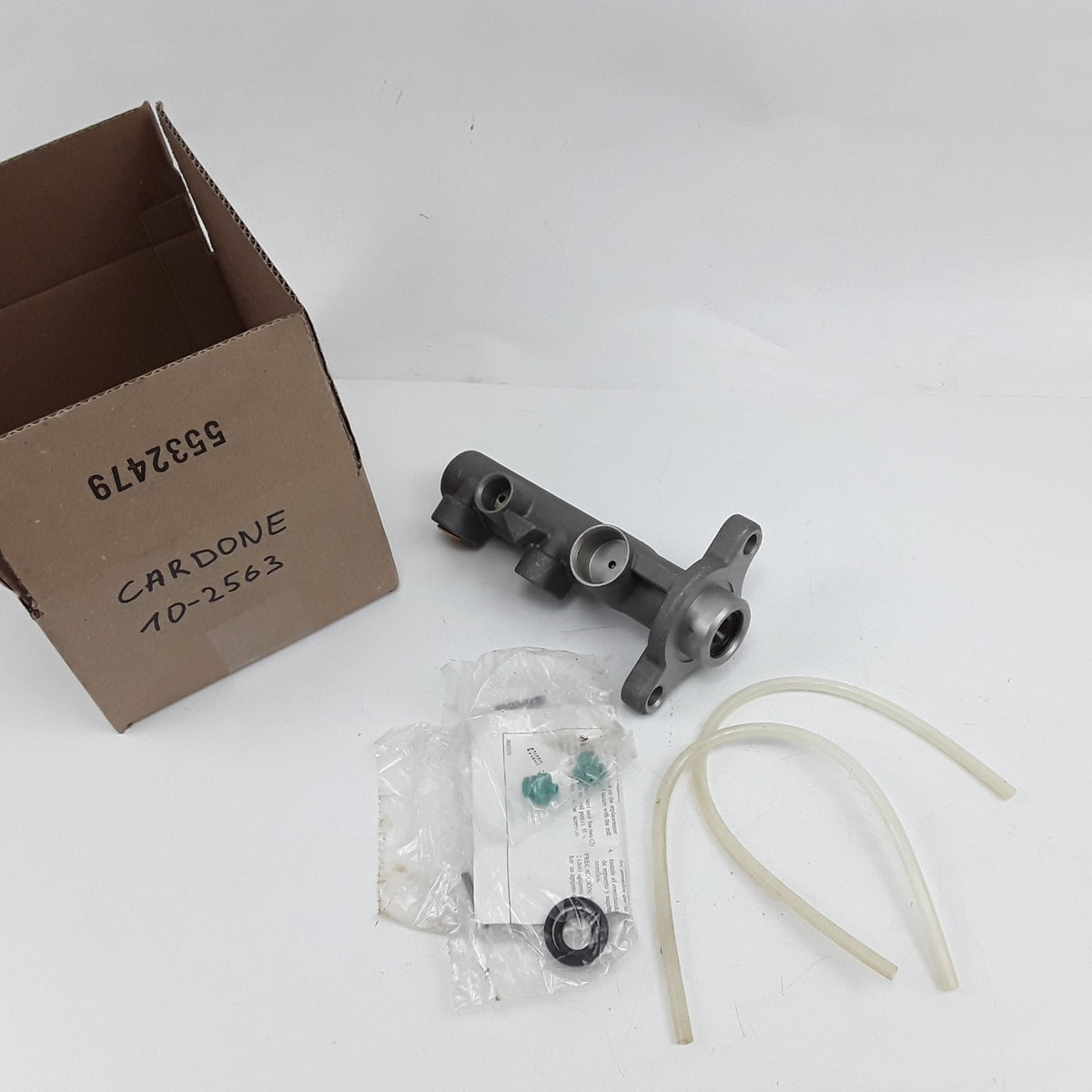Cardone 10-2563 Brake Master Cylinder Fits Buick Oldsmobile Cadillac (1991-1992)
