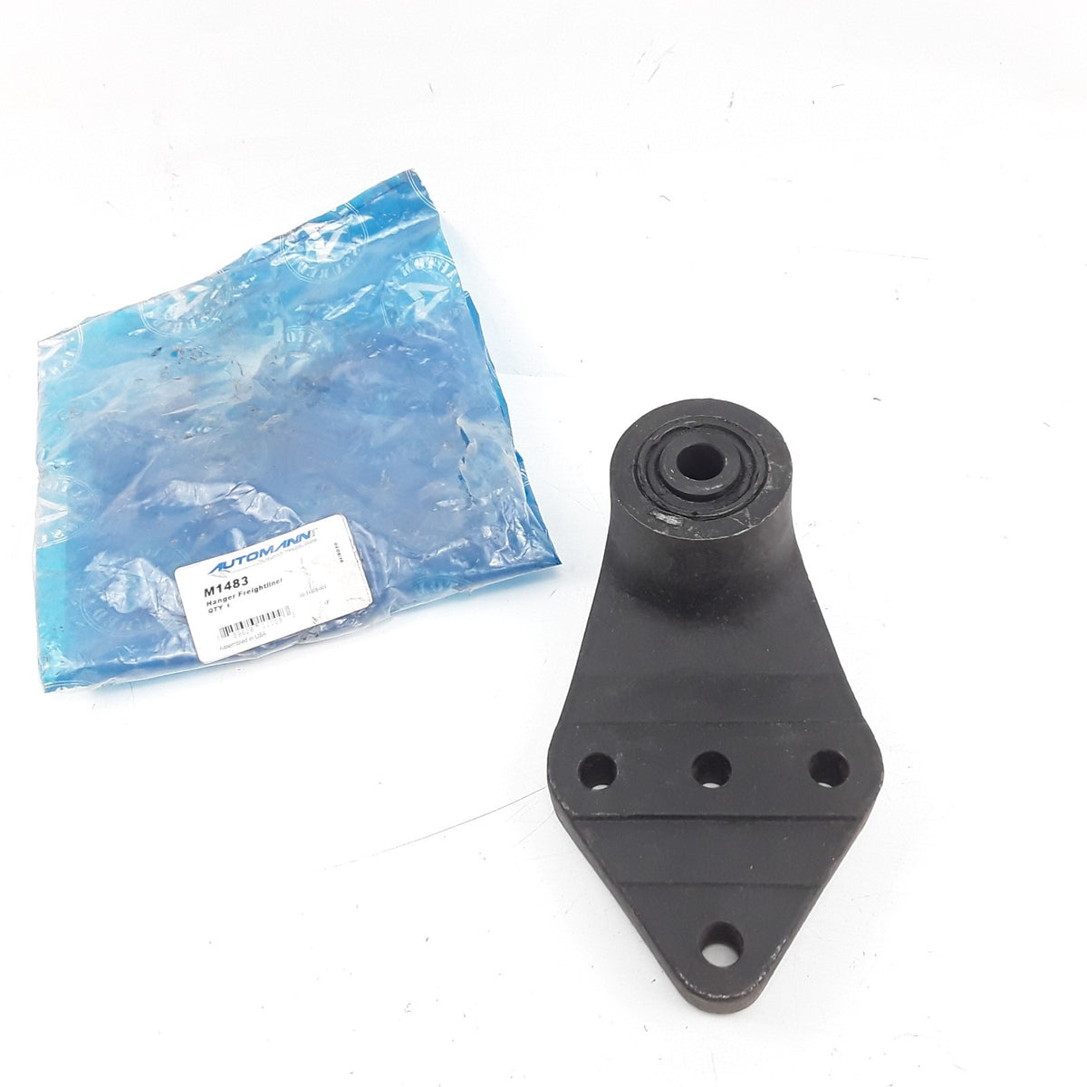 Front Leaf Spring Hanger Fits Freightliner M2 106 Cascadia (2008 2009 2010-2020)