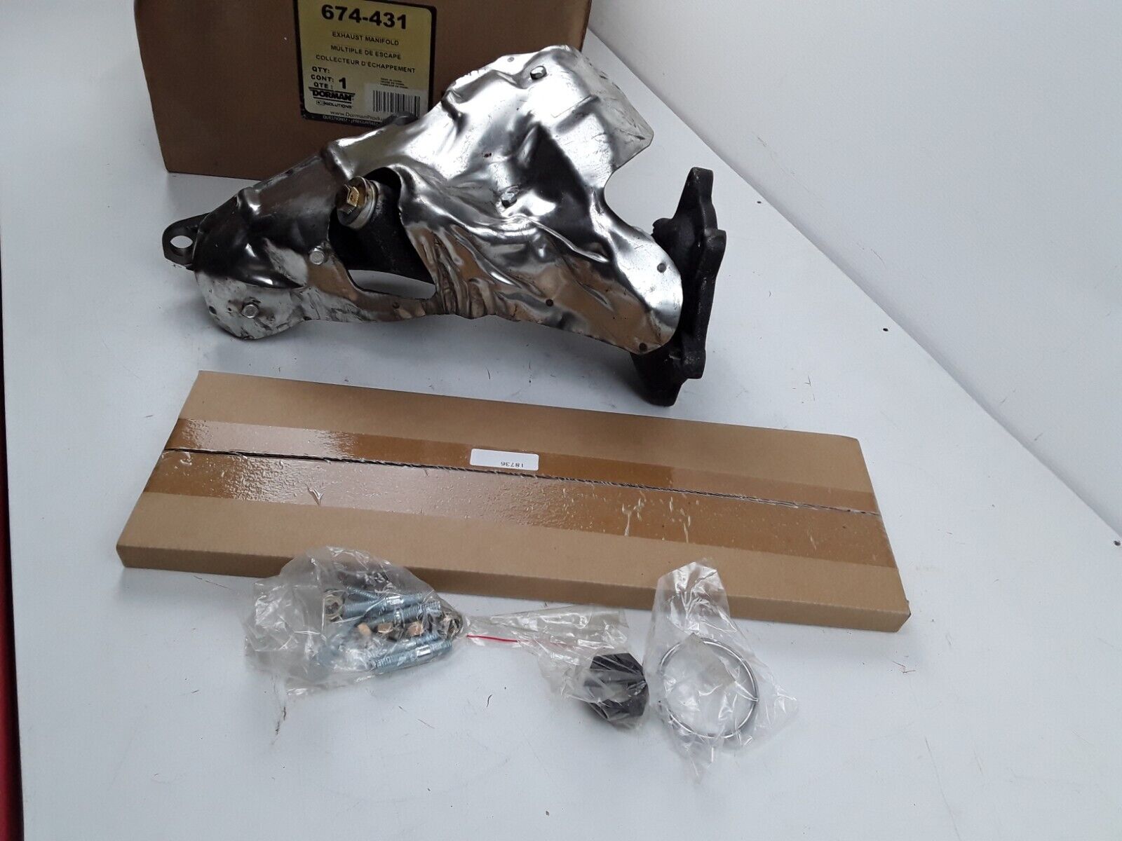 Exhaust Manifold Left Dorman 674-431 for Nissan Pathfinder,Infiniti QX4 96-2000 - HotCarParts