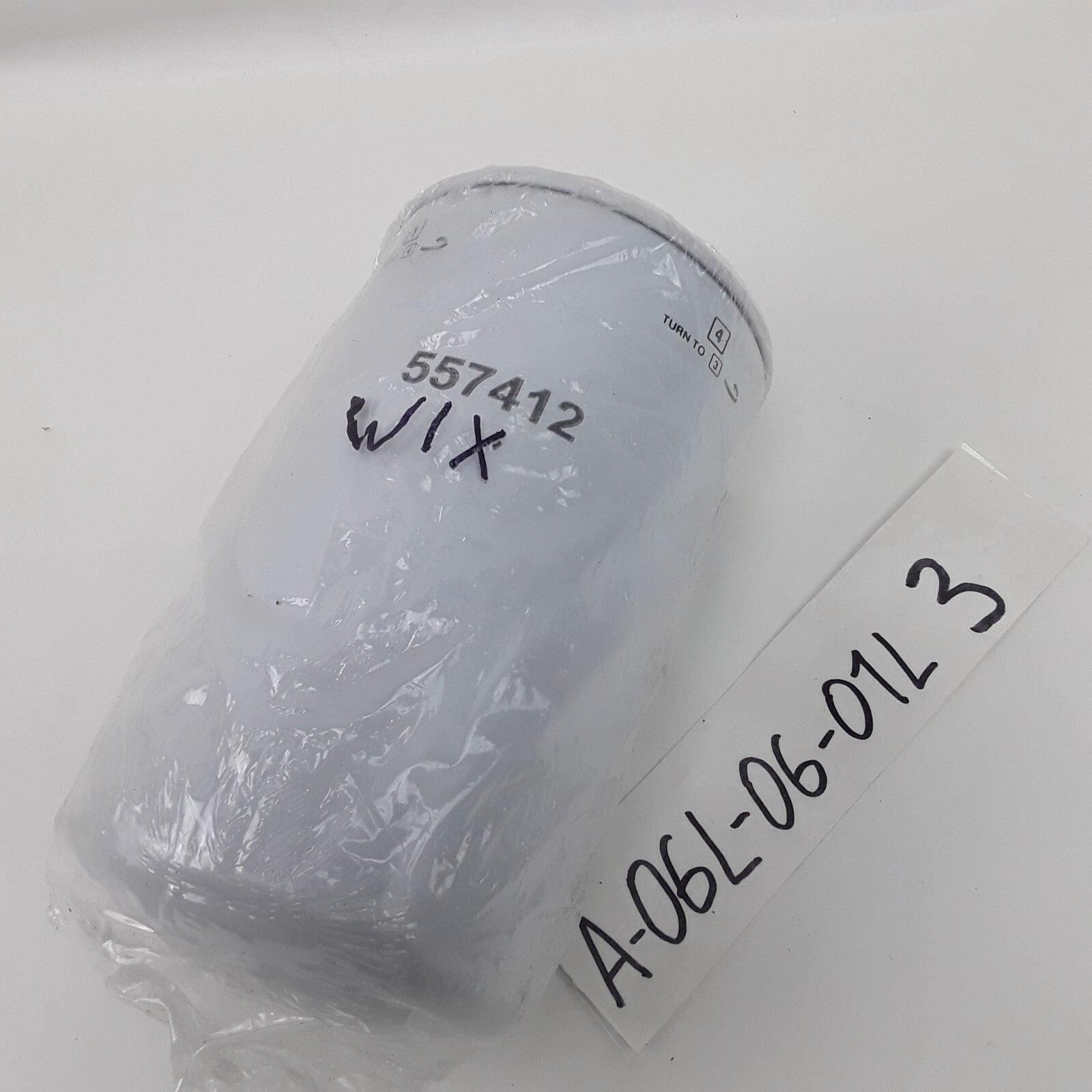 Hydraulic Engine oil Filter Wix 557412 High-Performance Heavy-Duty Applications