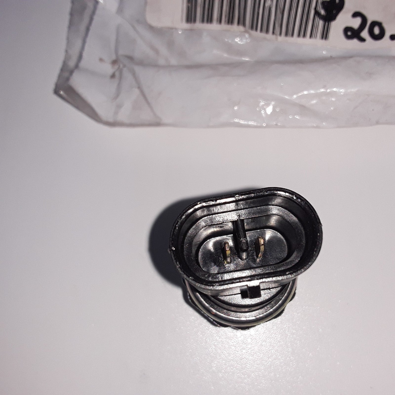 Mack 25165995 Pressure Switch For Mack Replaces 1MR2472M2