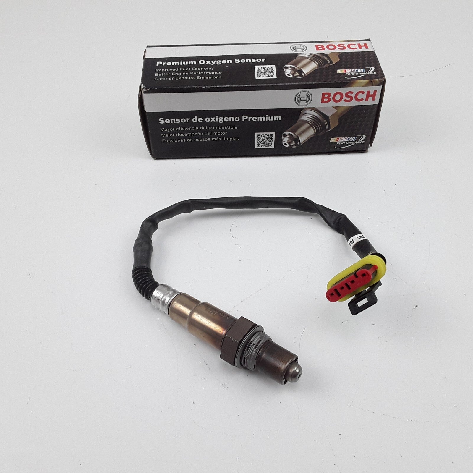 Oxygen Sensor-Actual Bosch 16063 Fits Cadillac Catera 3.0L-V6 1999 2000 2001
