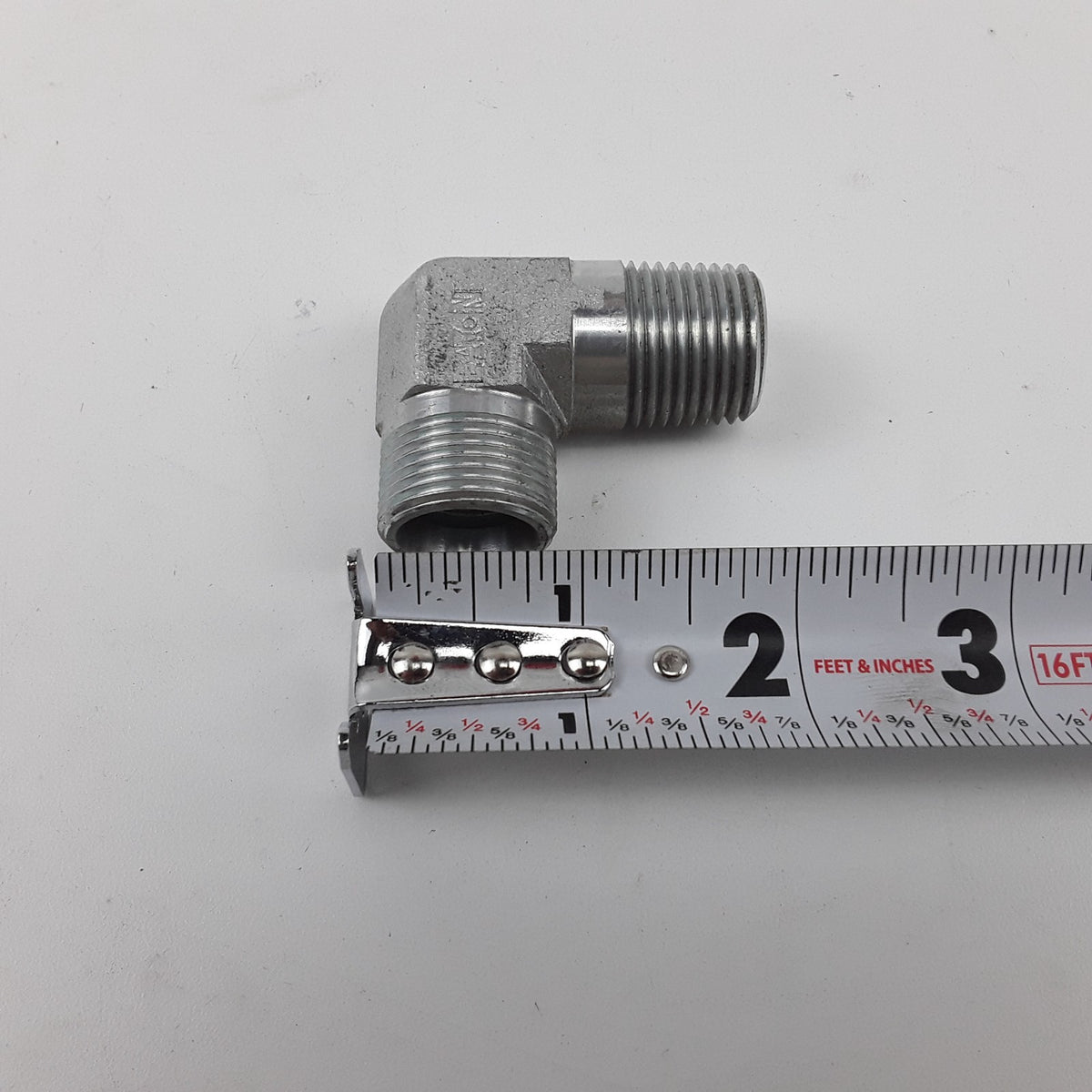 90° Degree Elbow Nipple 944259 For Volvo & Mack Heavy Duty Truck Series
