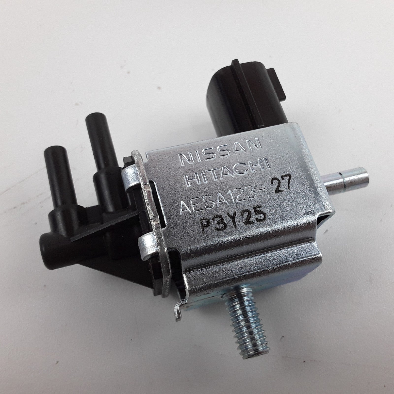 EGR Control Solenoid Fits INFINITI QX4 Nissan Frontier Pathfinder 1996-2003 2004