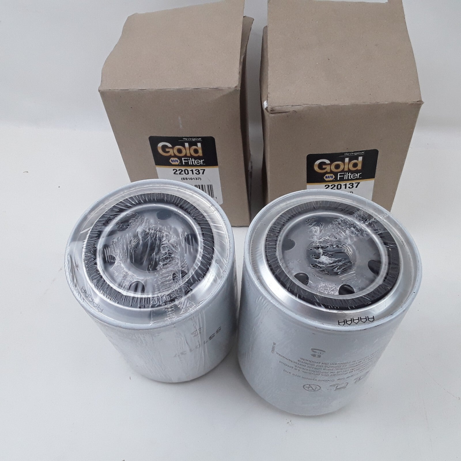 Set Of 2 NAPA Gold 220137 Heavy Duty Engine Oil Filter For Diesel Equipment