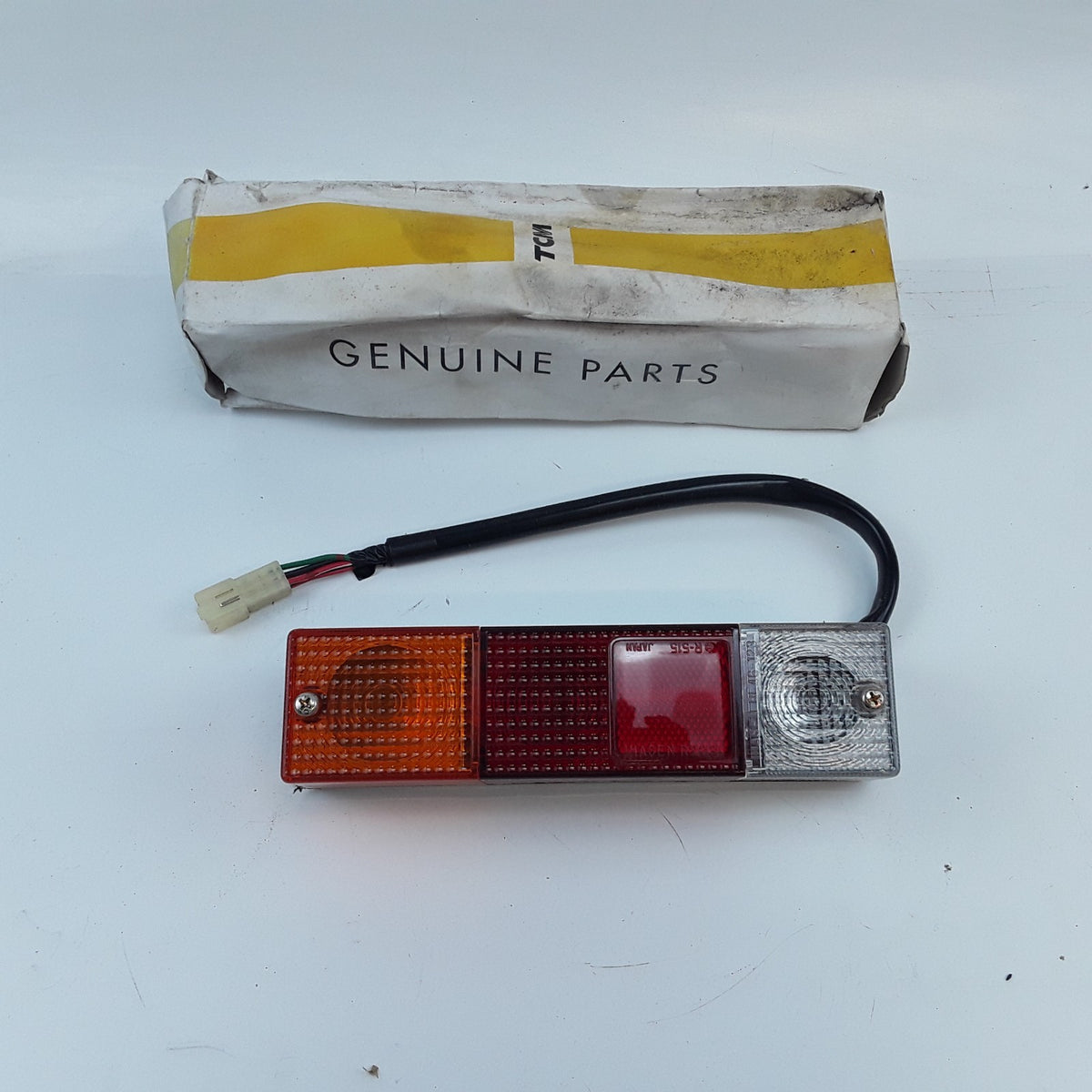 TCM 243C2-42431 , BL46-123 Lamp Combination Assembly Fits Heavy Duty Forklifts