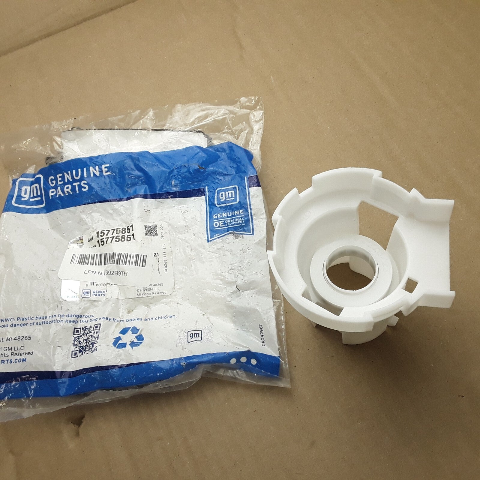Lower Steering Shaft Bearing Adapter For Hummer GMC Chevrolet Cadillac 2007-2014
