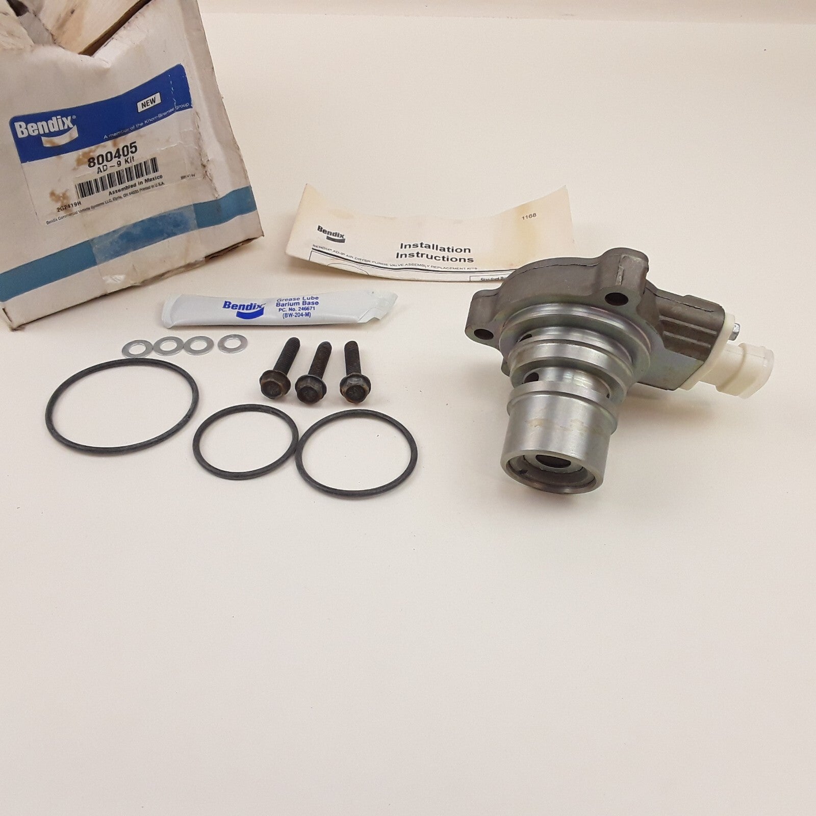 Bendix 800405 Soft AD-9 Seat Air Dryer Purge Valve Kit Heater: 12-Volts