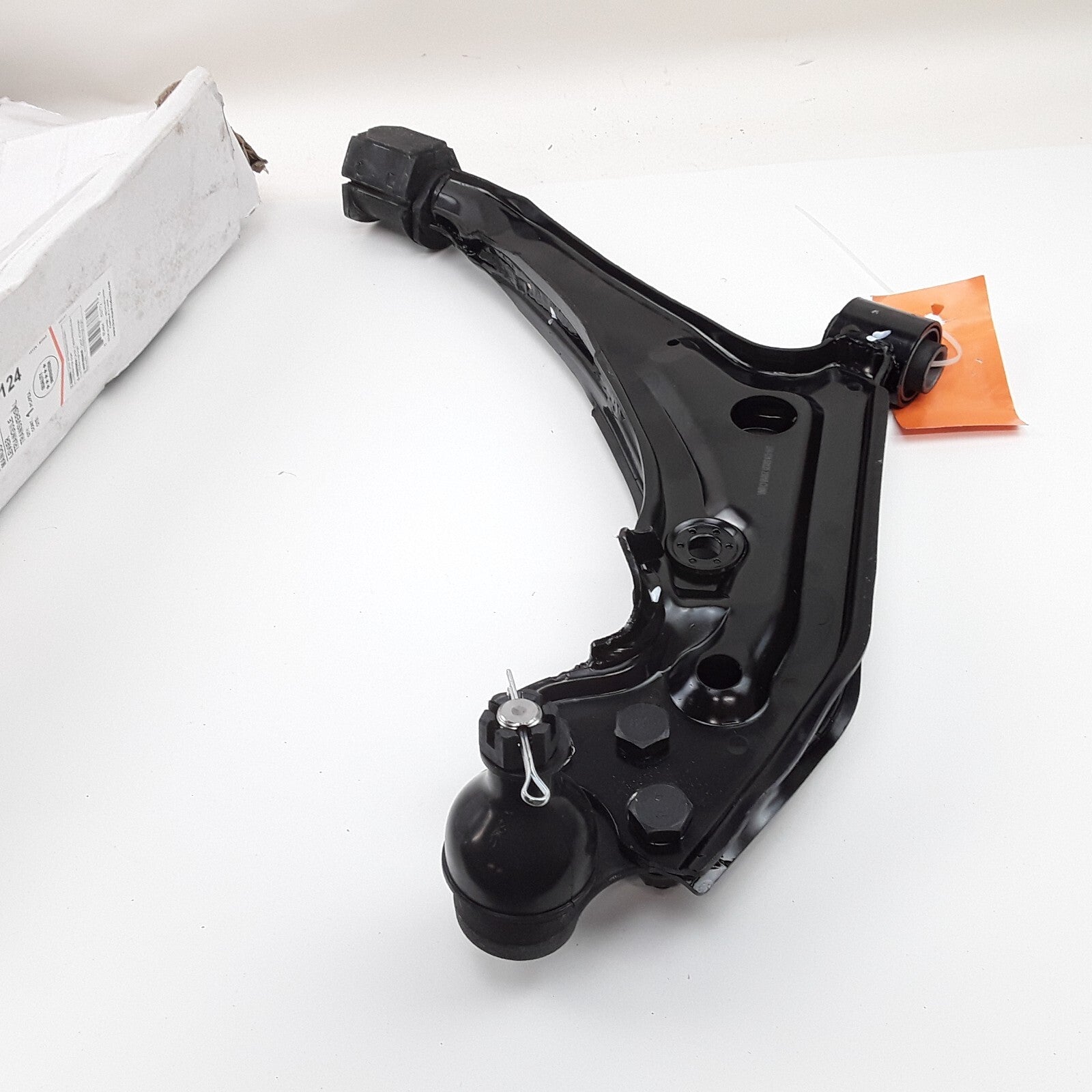 Suspension Control Arm Right Lower Fits Mercury Villager, Nissan Quest 1993-1998