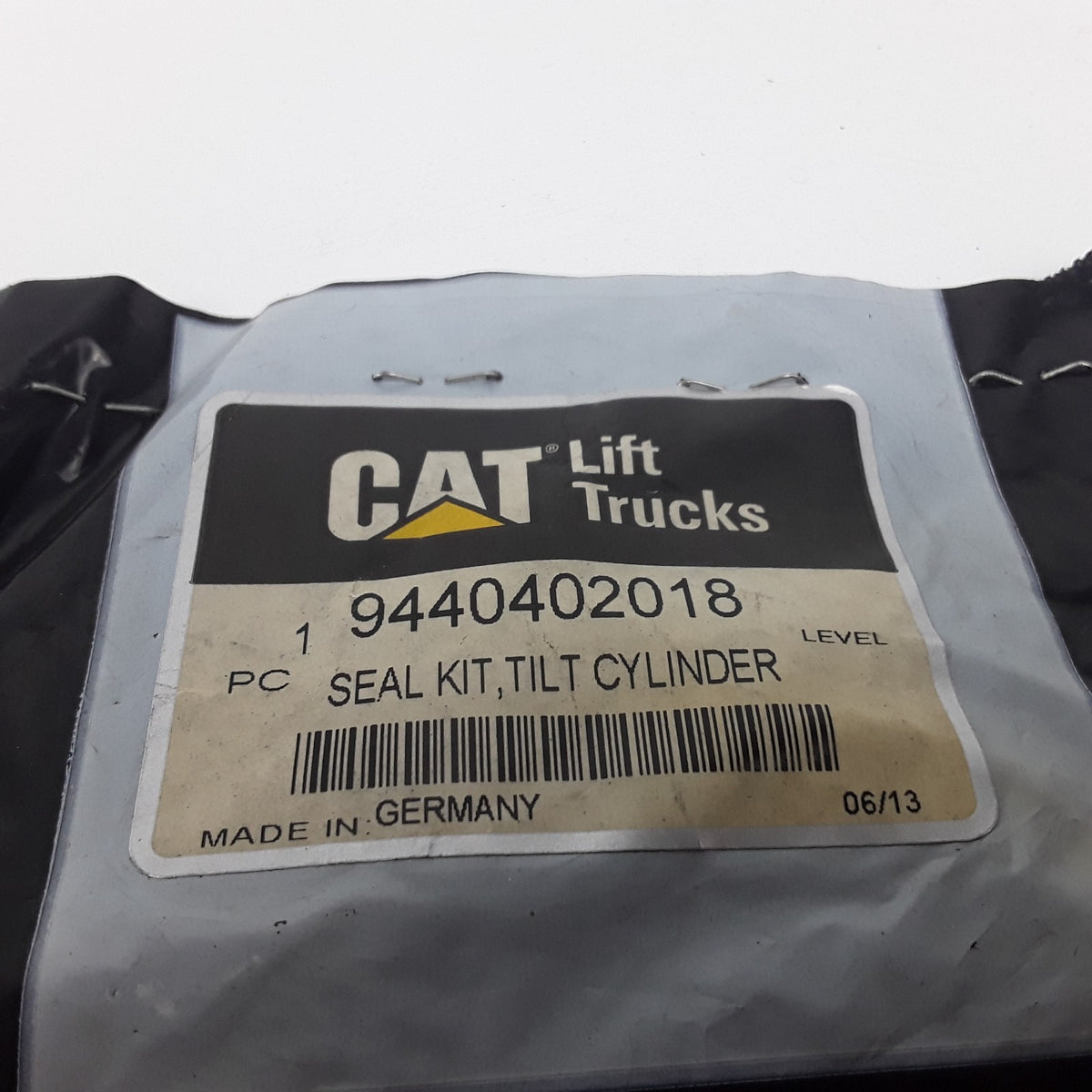 Seal Kit for Tilt Cylinder fits Mitsubishi, Cat, Caterpillar Forklift 9440402018