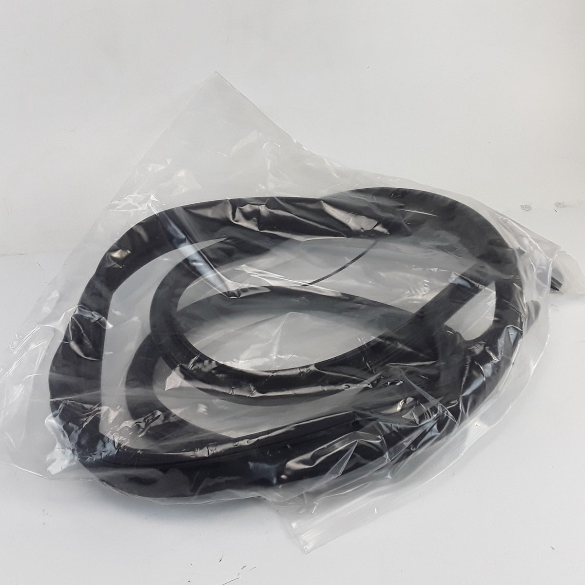 1910984-00-E Right Hand Front Door Primary Seal For Tesla Model 3 Genuine OEM